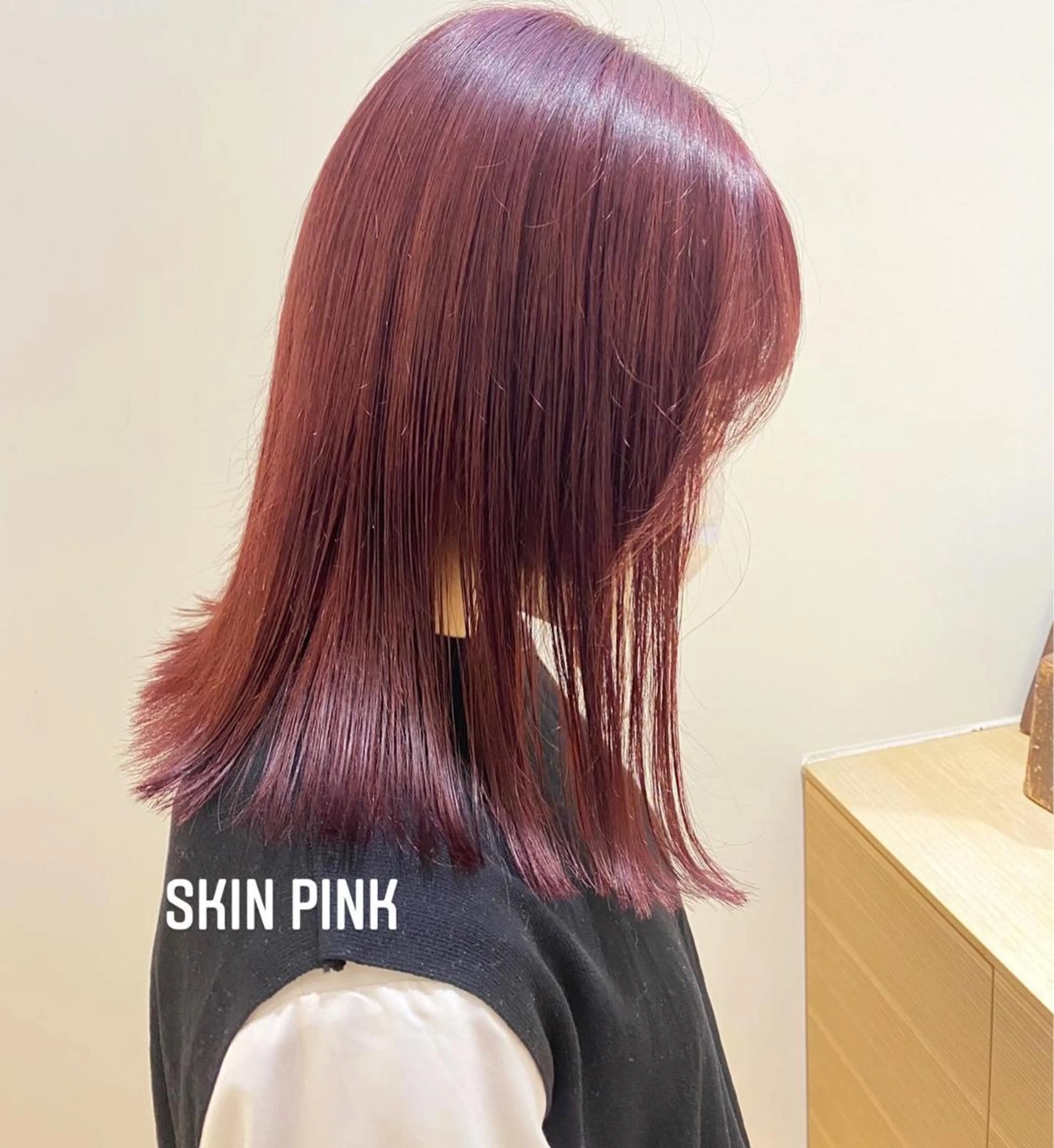 ミディアム カラー パーマ ヘアアレンジ メンズ キッズ ネイル マツエク・マツパ モリモト サナのヘアスタイル