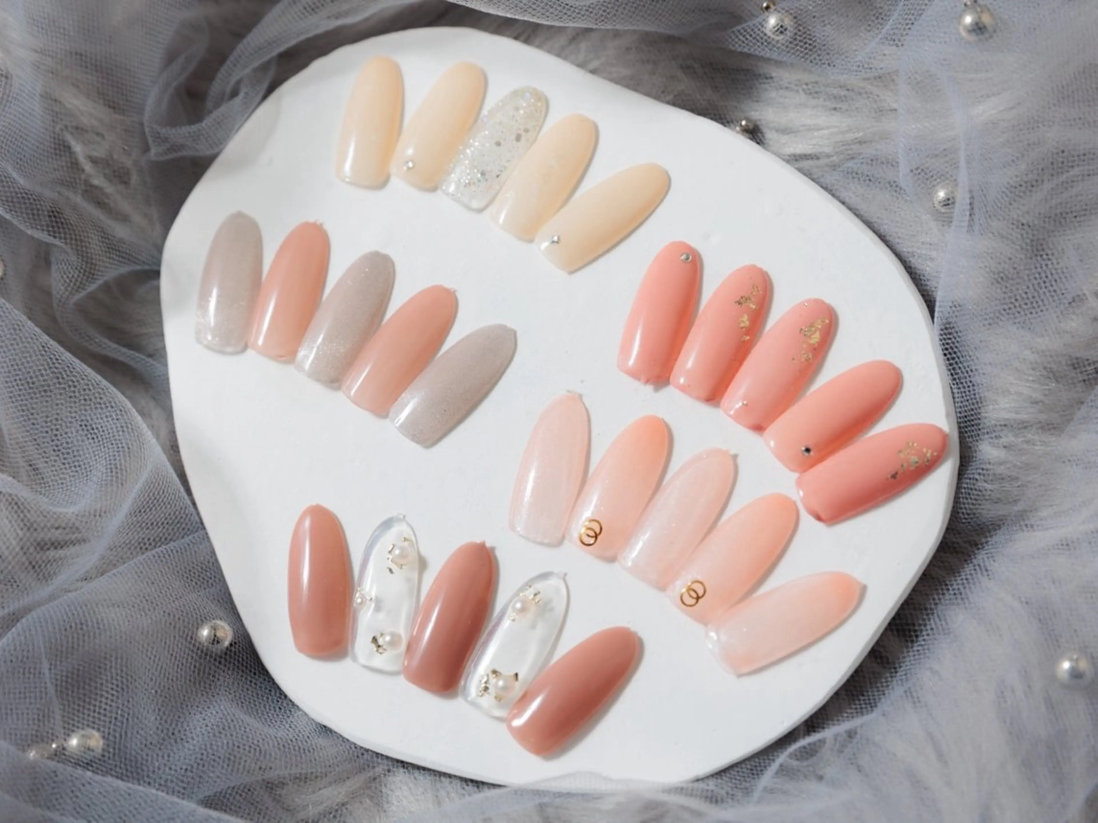 ミディアム はあとねいる 八事店のネイルデザイン