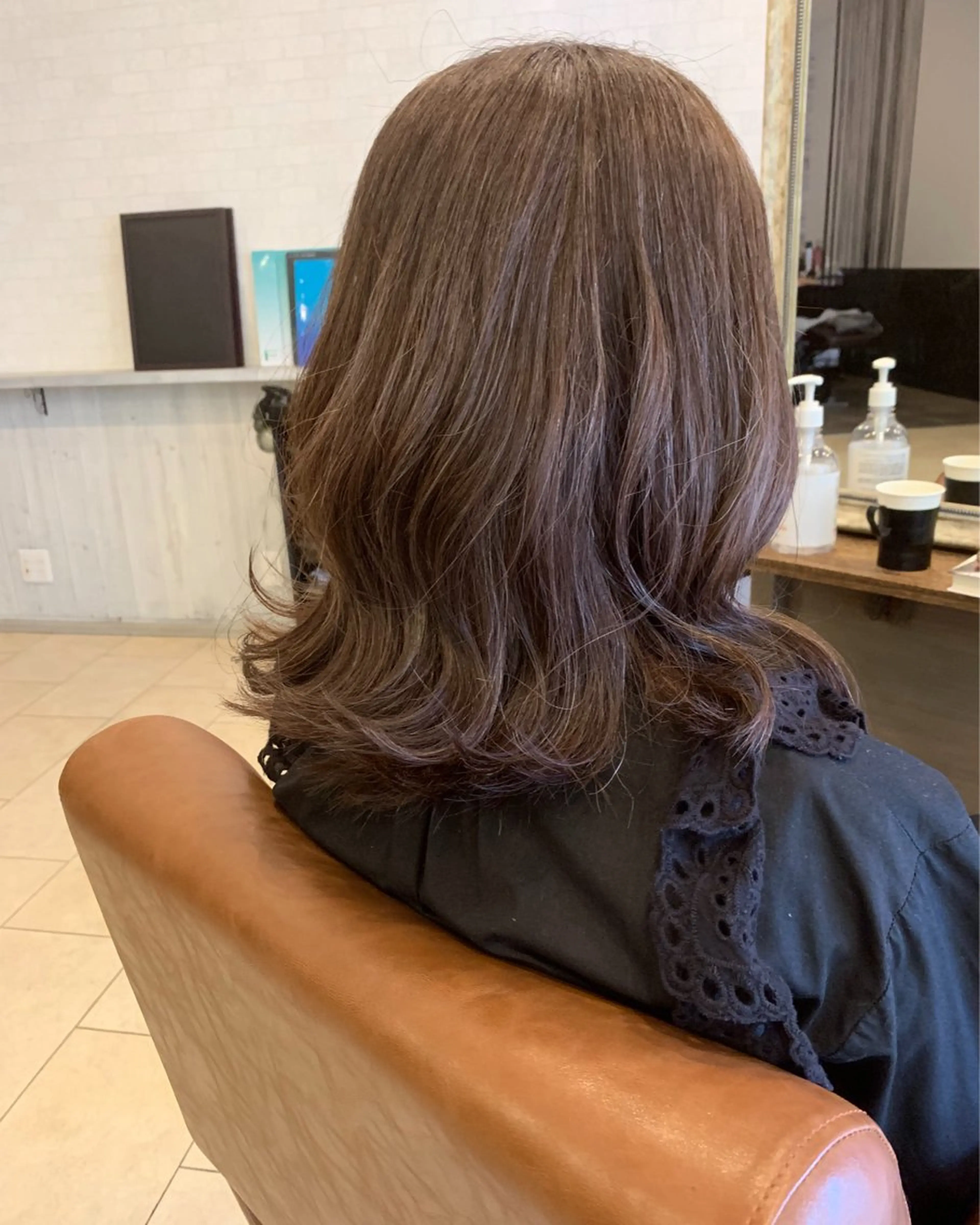 ロング ヘアカラー 小椋 亜未のヘアスタイル