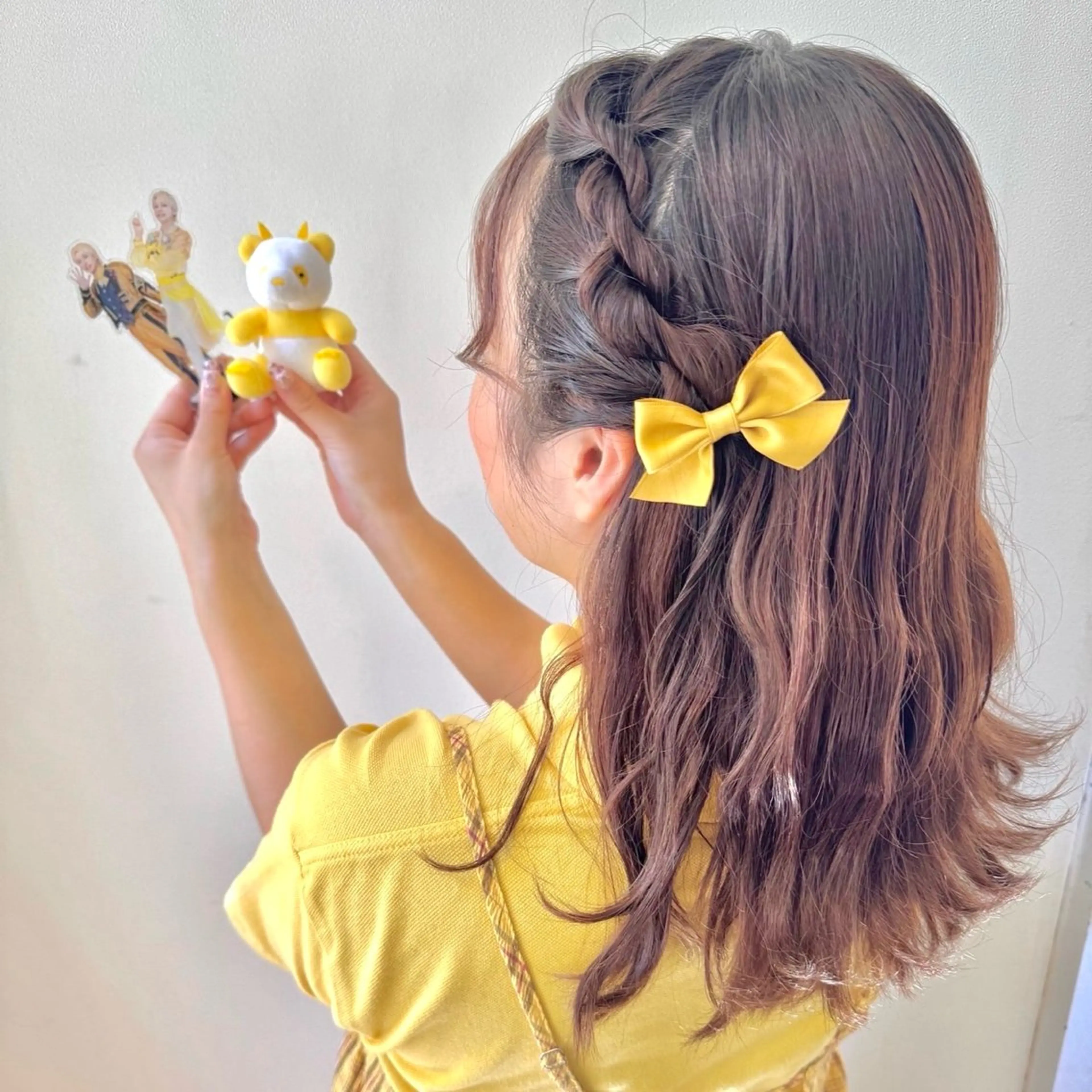 セミロング ヘアアレンジ ヘアセット ヘアメ🎀推しカラー 🥣横浜/しほ🧸のヘアスタイル