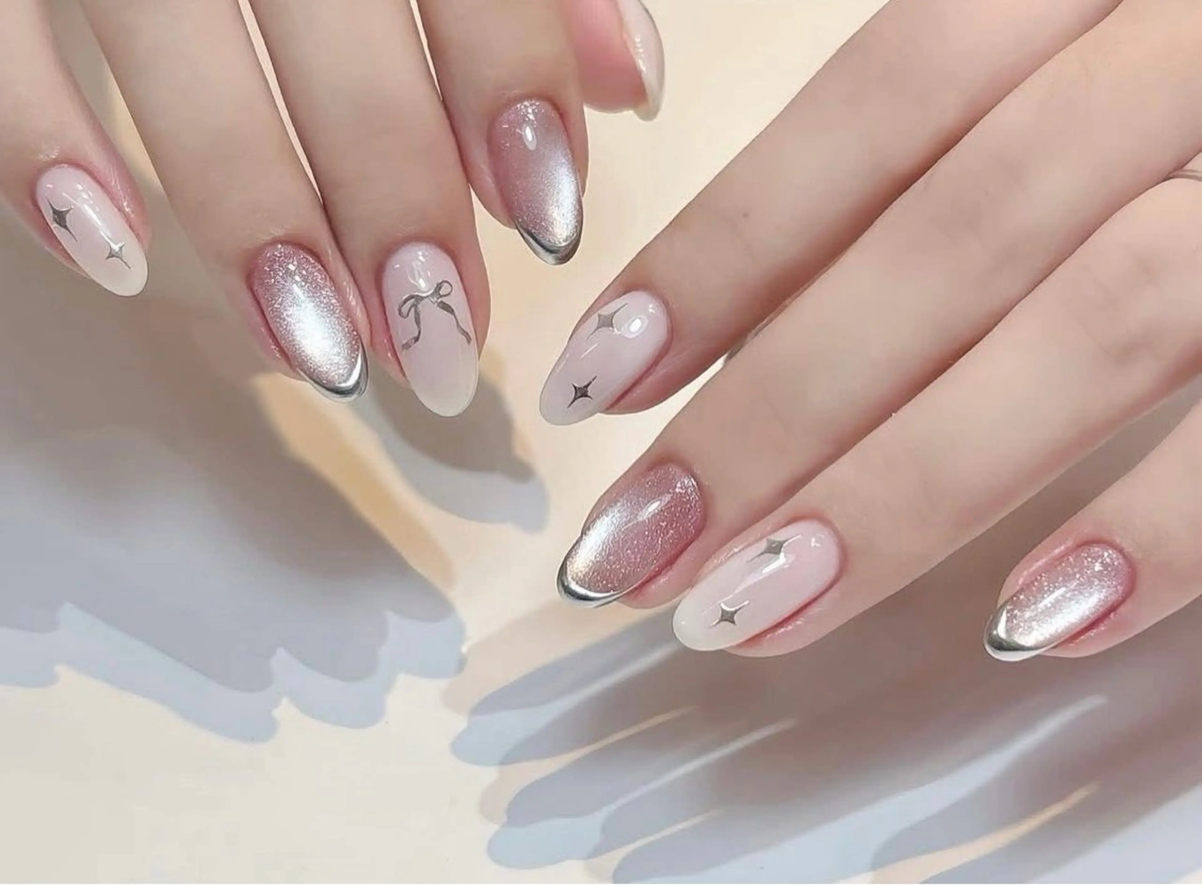 ネイル ハンドネイル T. Leeのネイルデザイン