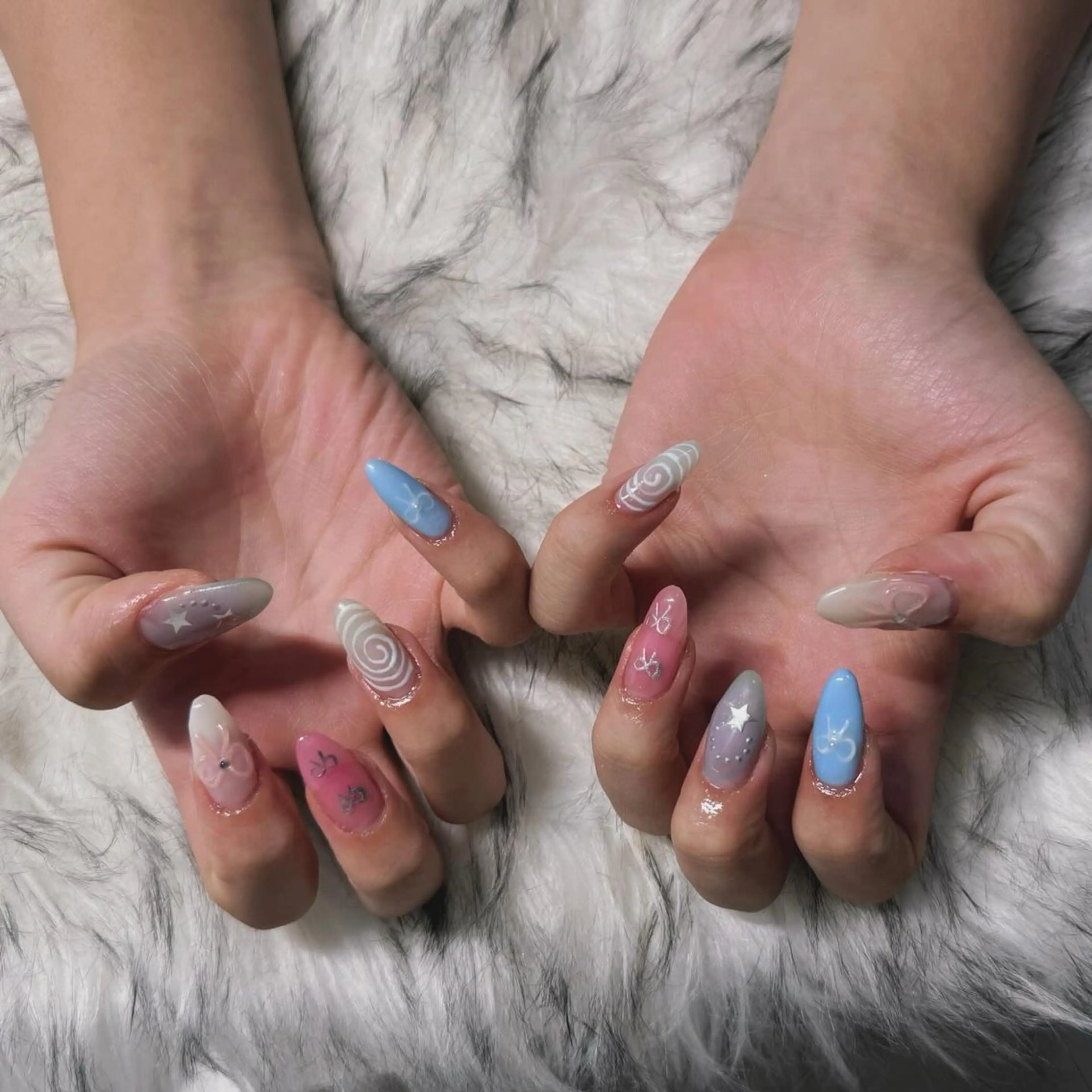 セミロング ハンドネイル mao .のネイルデザイン