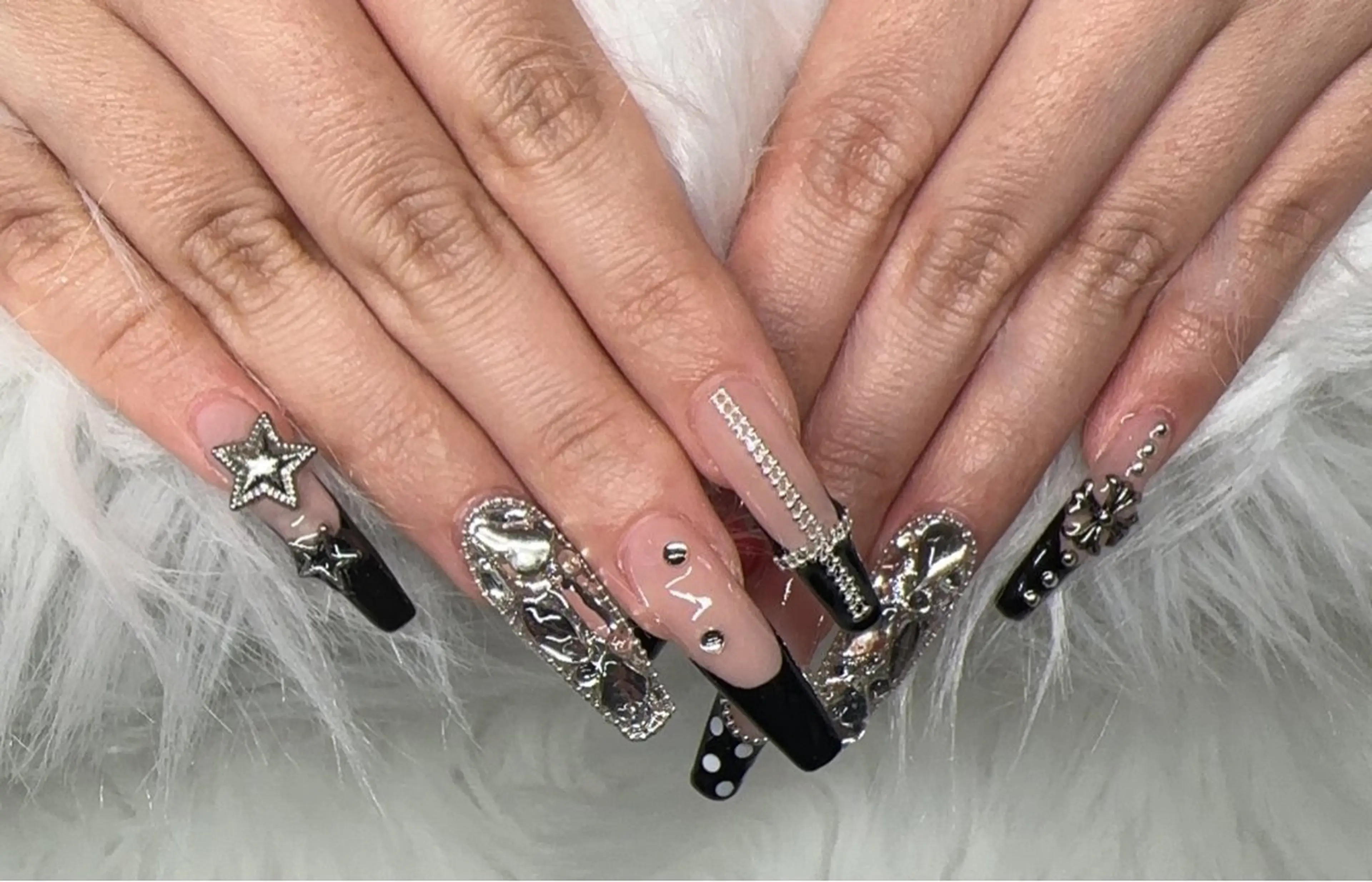 ネイル ハンドネイル nail salon OnRのネイルデザイン