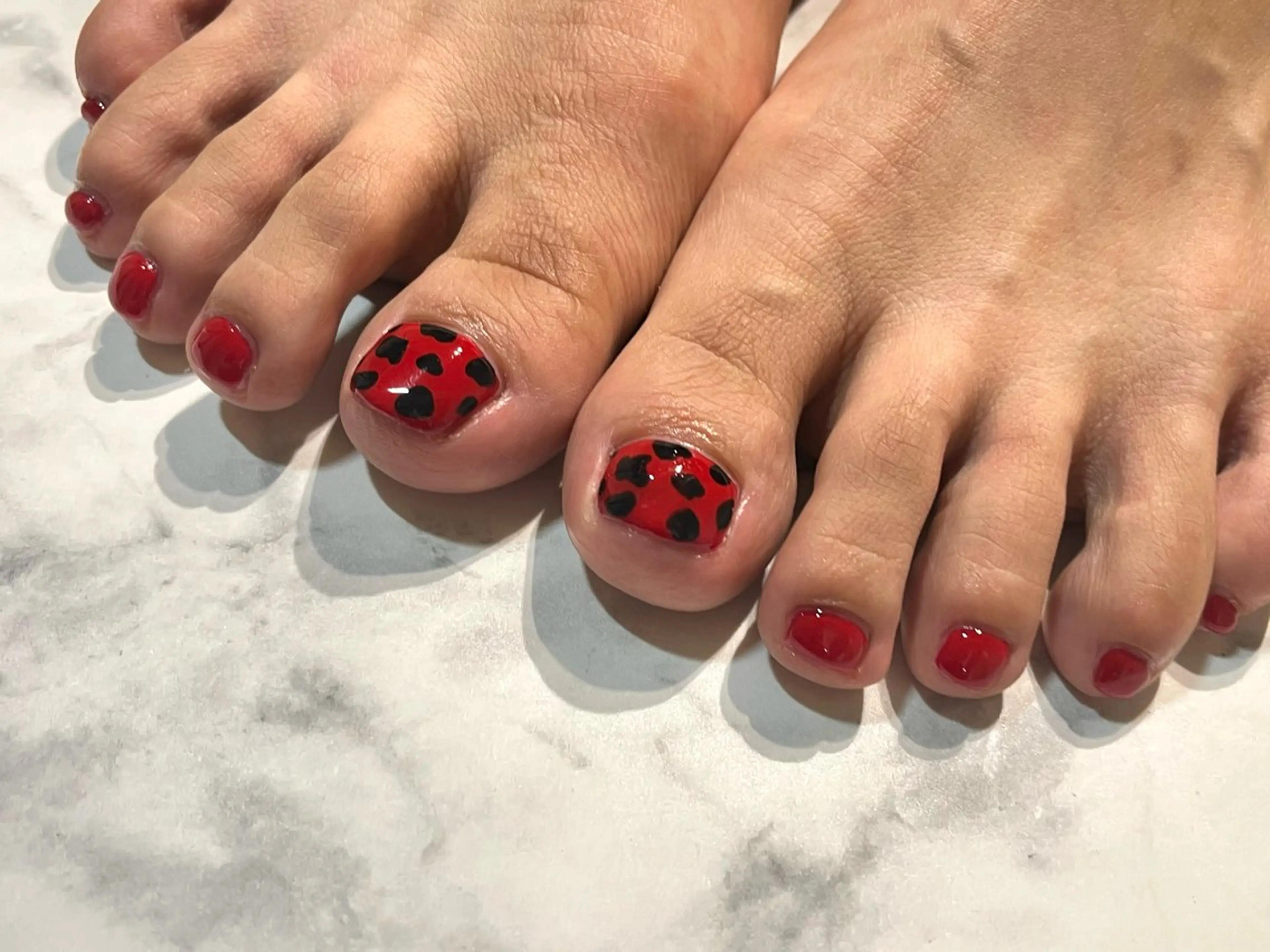 ネイル フットネイル Regene ARAKIのネイルデザイン