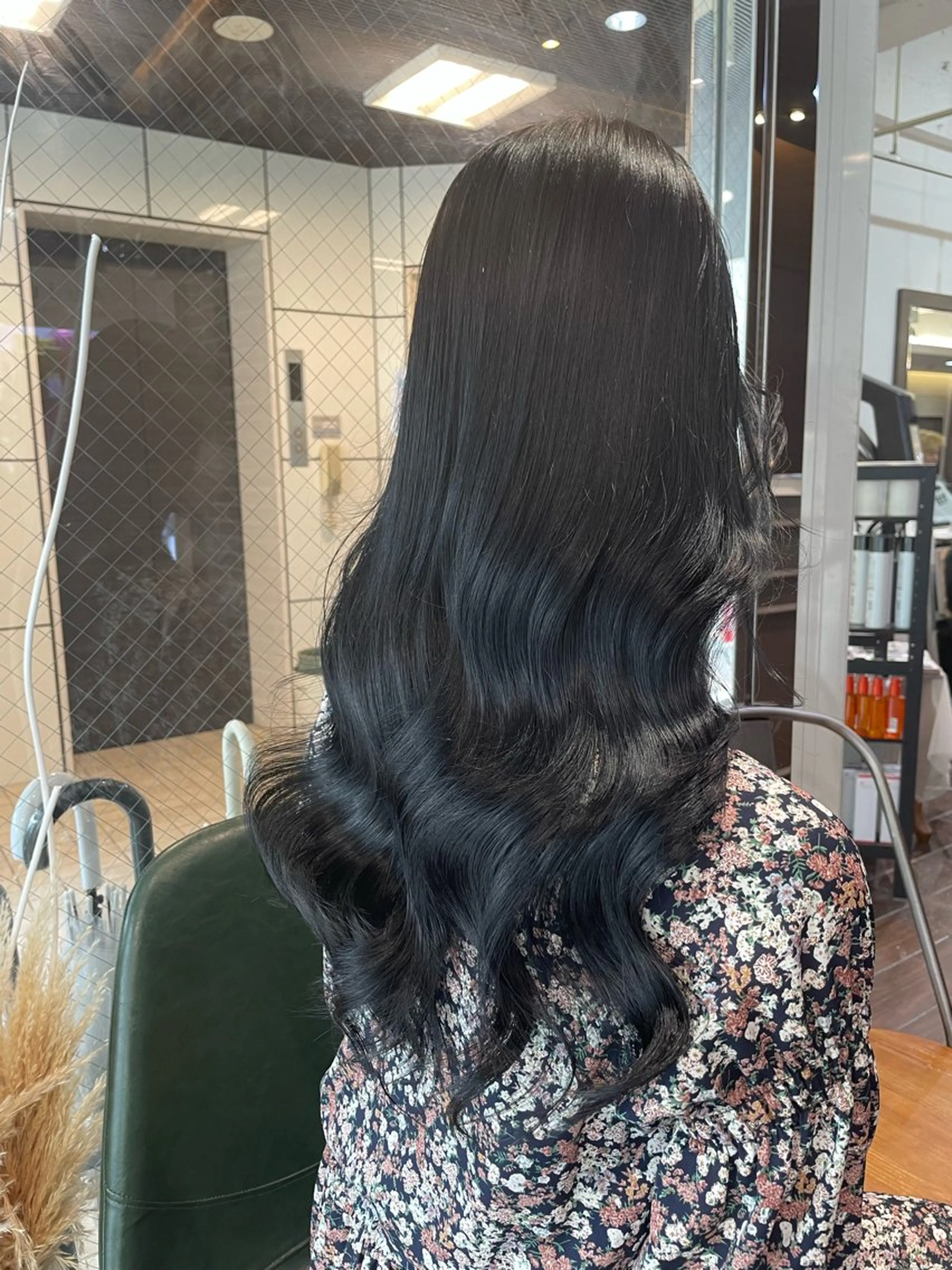 ロング カラー ヘアアレンジ ブリーチ ケアブリーチ ダブルカラー イヤリングカラー グラデーションカラー ‪るか/‪透明感 カラー/アレンジのヘアスタイル