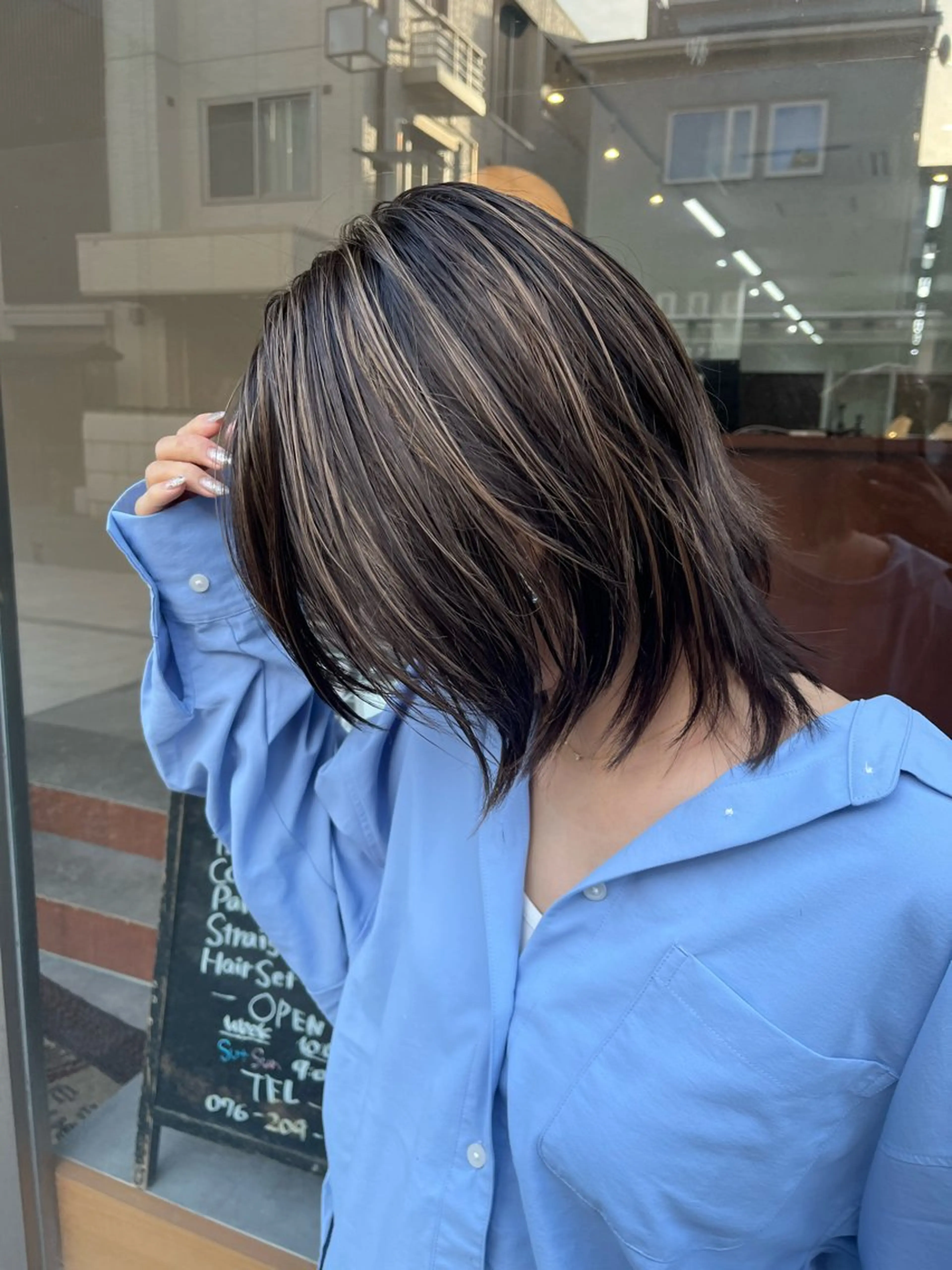 ミディアム ハイライト ボブ/レイヤー/ ショートcovo代表のヘアスタイル