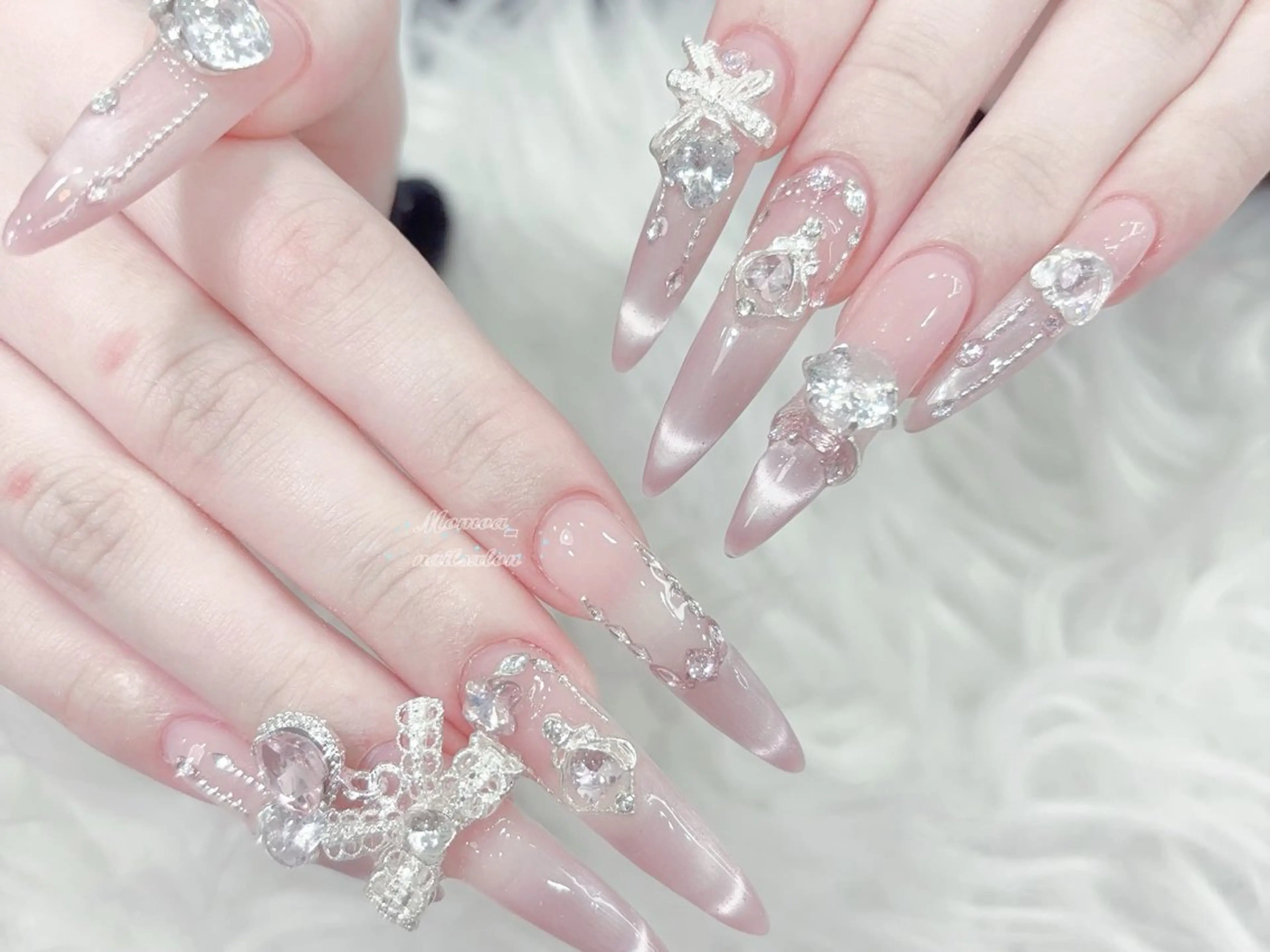 ネイル 成人式 マグネットネイル 大理石ネイル(マーブル) リボン 夏ネイル ハンドネイル MoMoA Nail ネイル長さ出し専門店のネイルデザイン