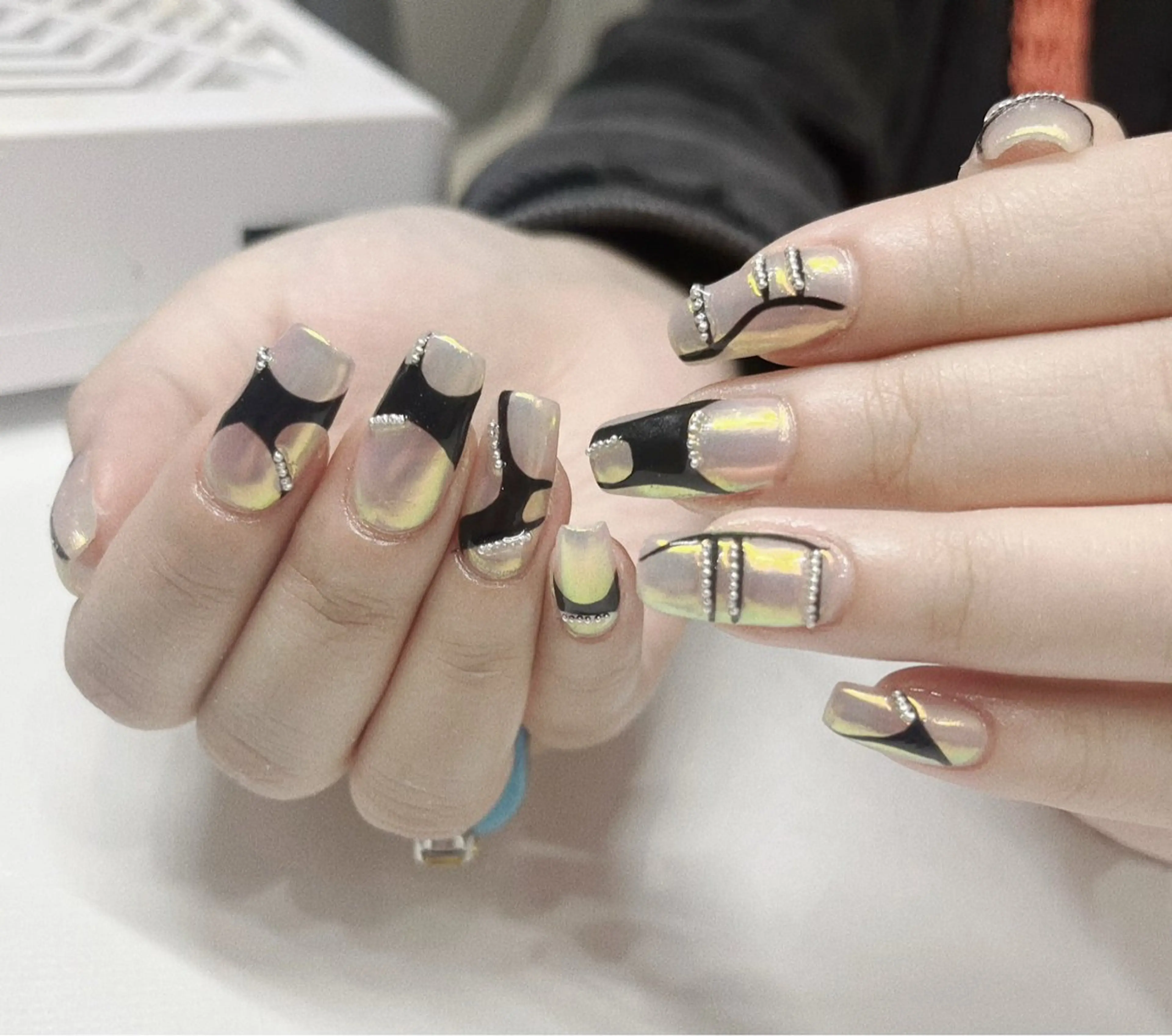 ネイル 小 羽のネイルデザイン