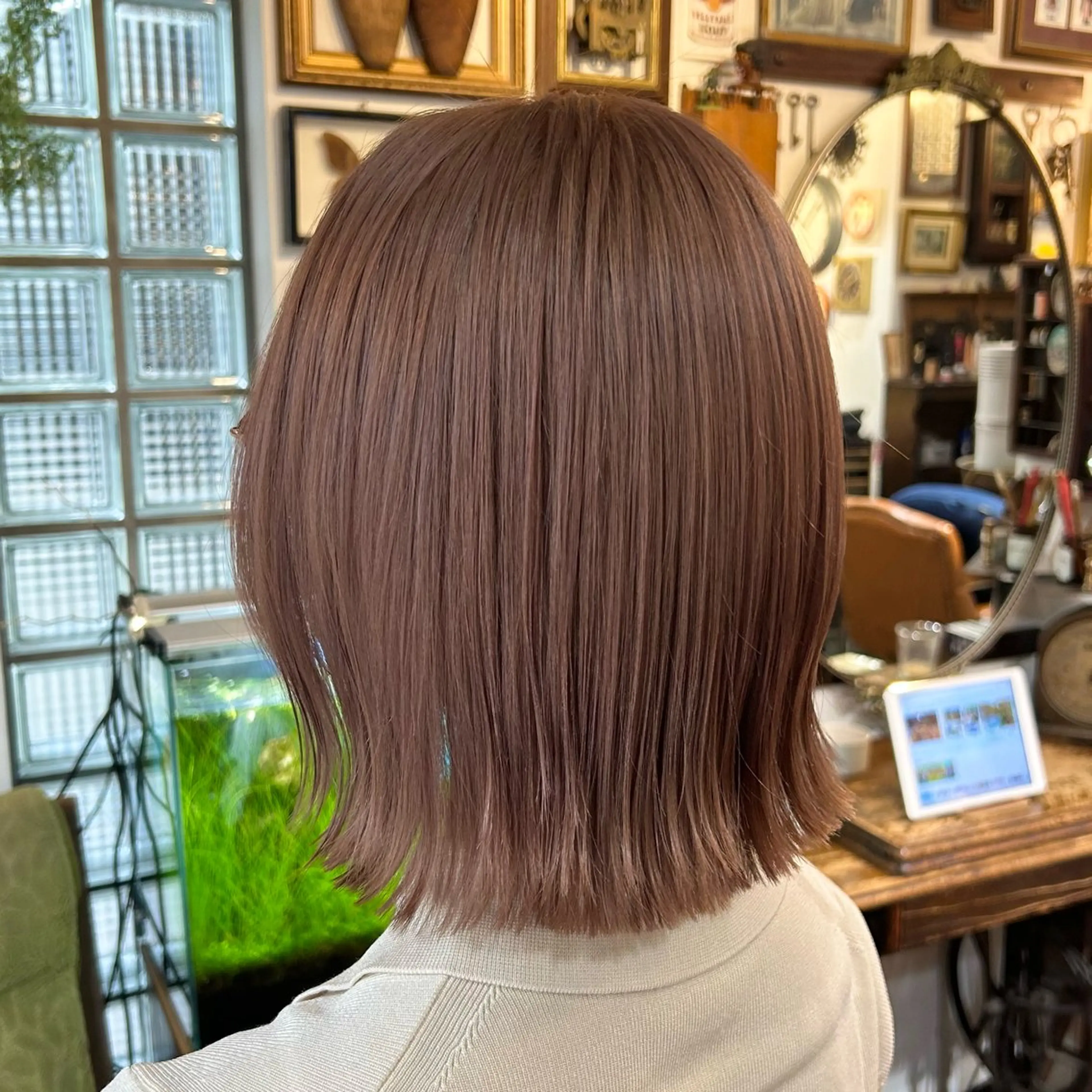 ショート カラー ブリーチ ラベンダーカラー ピンクカラー ピンクパープル パープルカラー カット ヘアカラー トリートメント BRITS 渡辺 菜々子のヘアスタイル