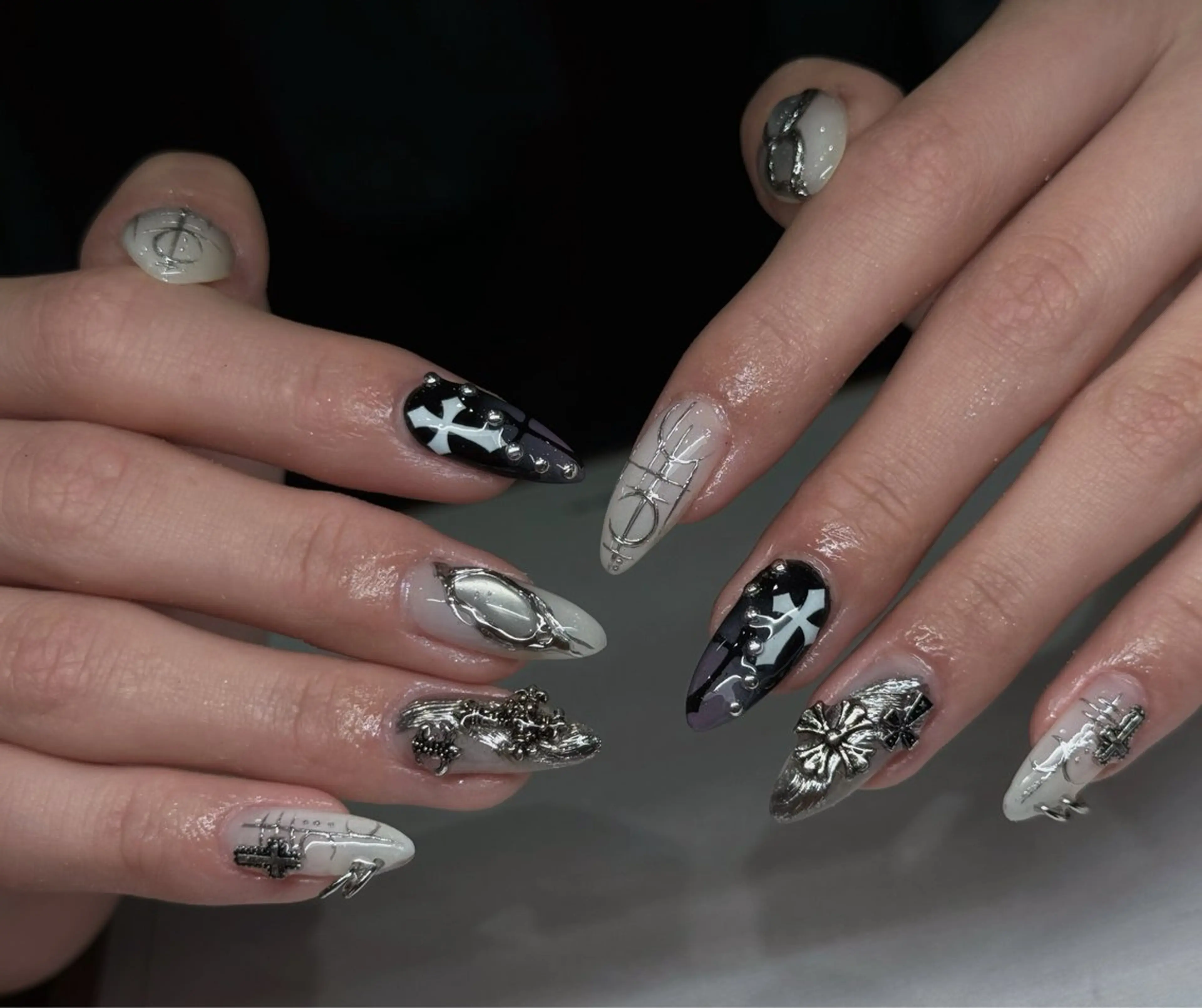 ネイル 桜ネイル フラワーネイル ニュアンスネイル オフィスネイル パステルネイル ハンドネイル MILO 168 池袋のネイルデザイン