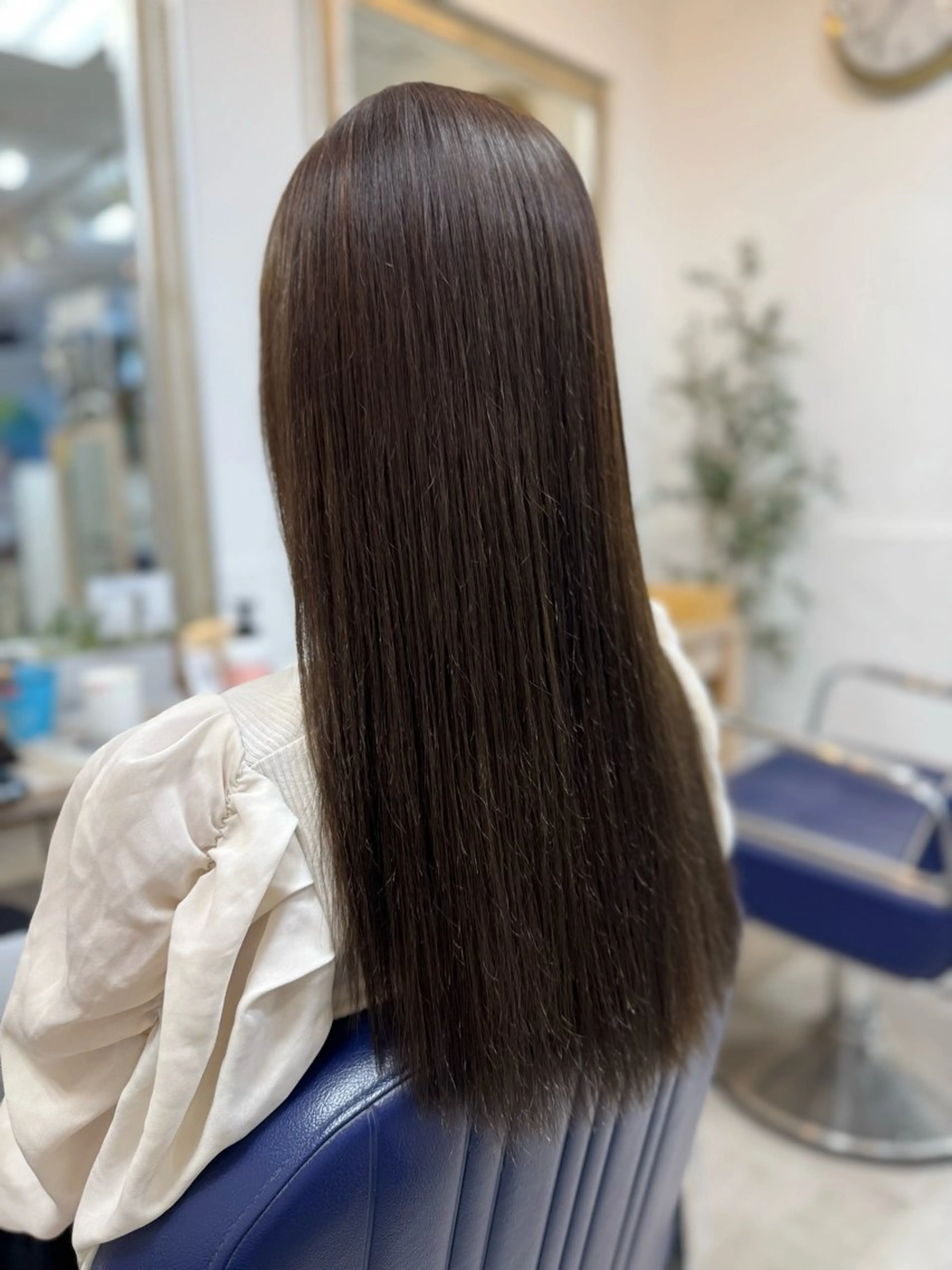 ロング カラー 透明感カラー ヘアカラー 仲田 大記のヘアスタイル