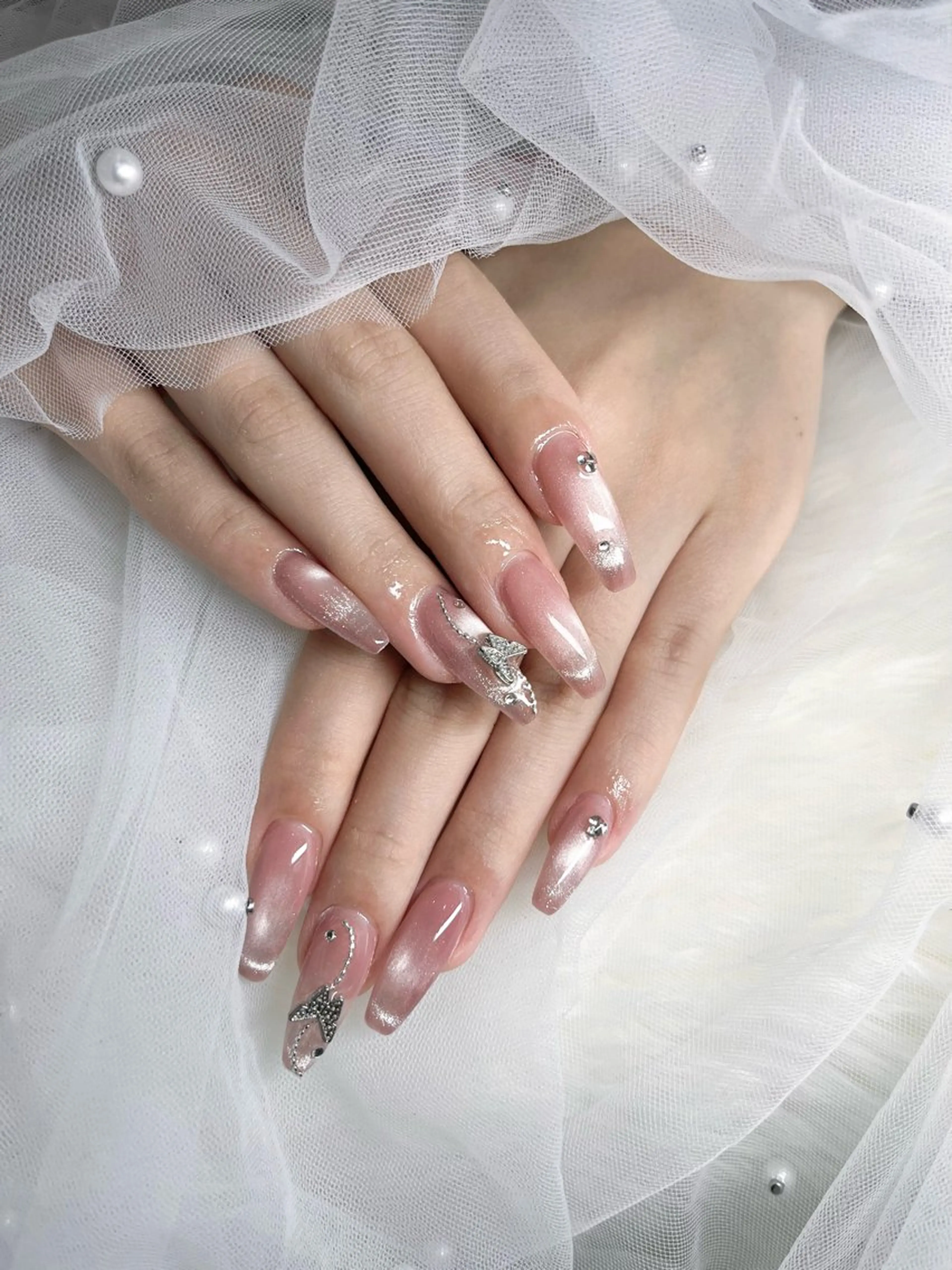 ネイル ハンドネイル ワンホン💛当日 予約○Aya💛のネイルデザイン