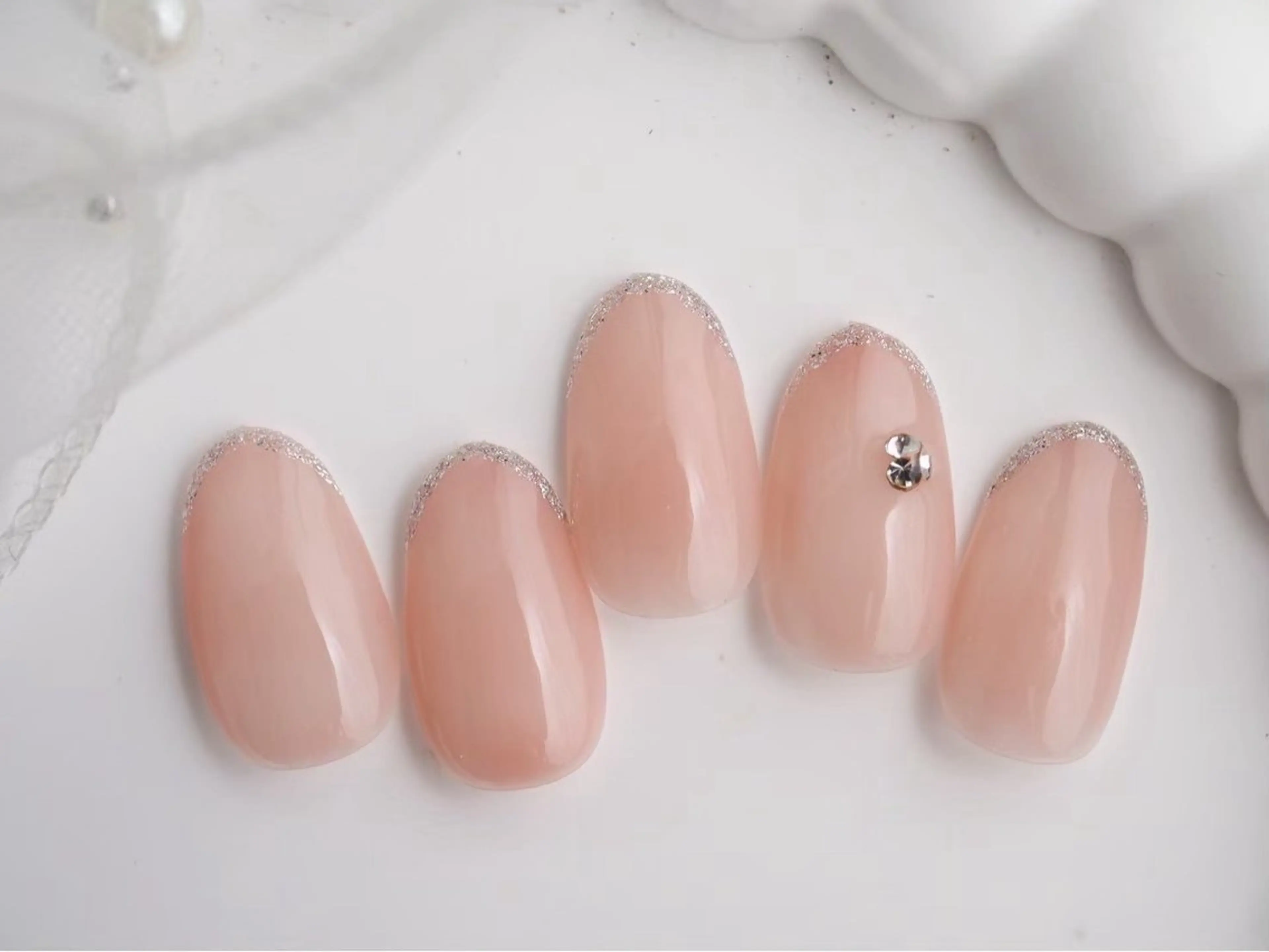 【大流行💗】オフ無し💅韓国ジェル🤍ラメライン入りワンカラーの写真