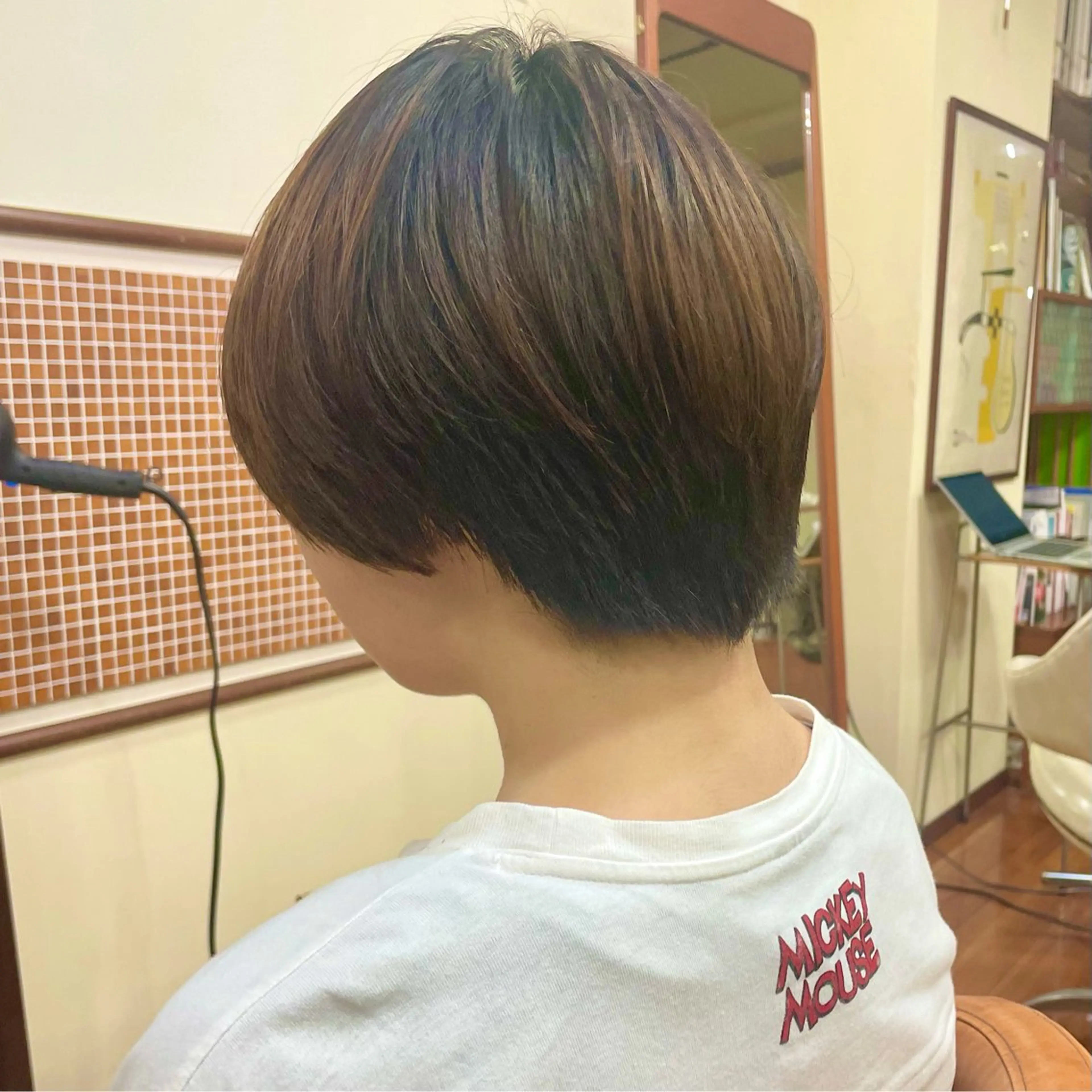 ショート ショートヘア ミニボブ/レイヤー ボブ/渋谷/ 宍戸のヘアスタイル