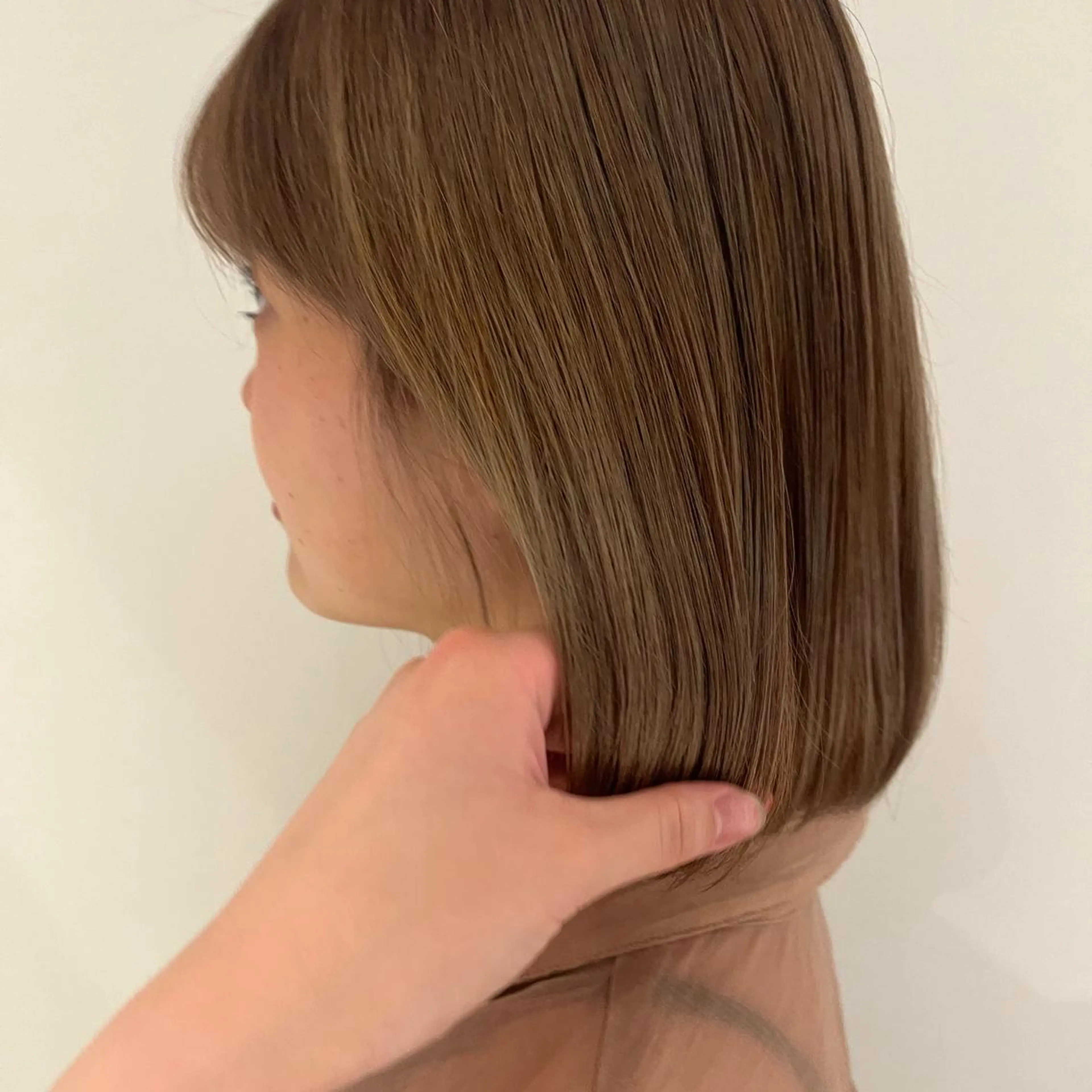 ショート 透明感カラー/似合わ せカット/大島実加永のヘアスタイル