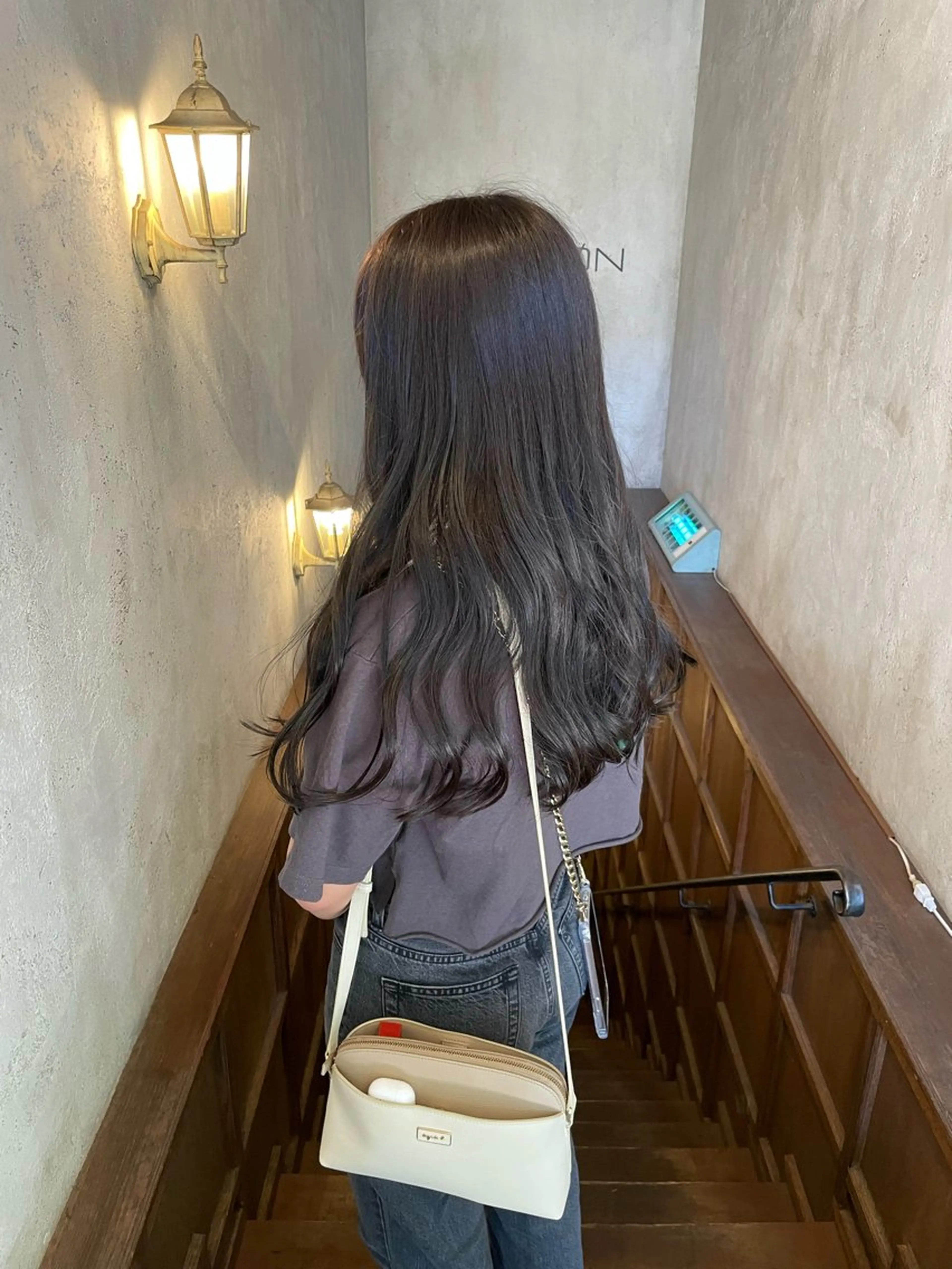 ロング akane .のヘアスタイル