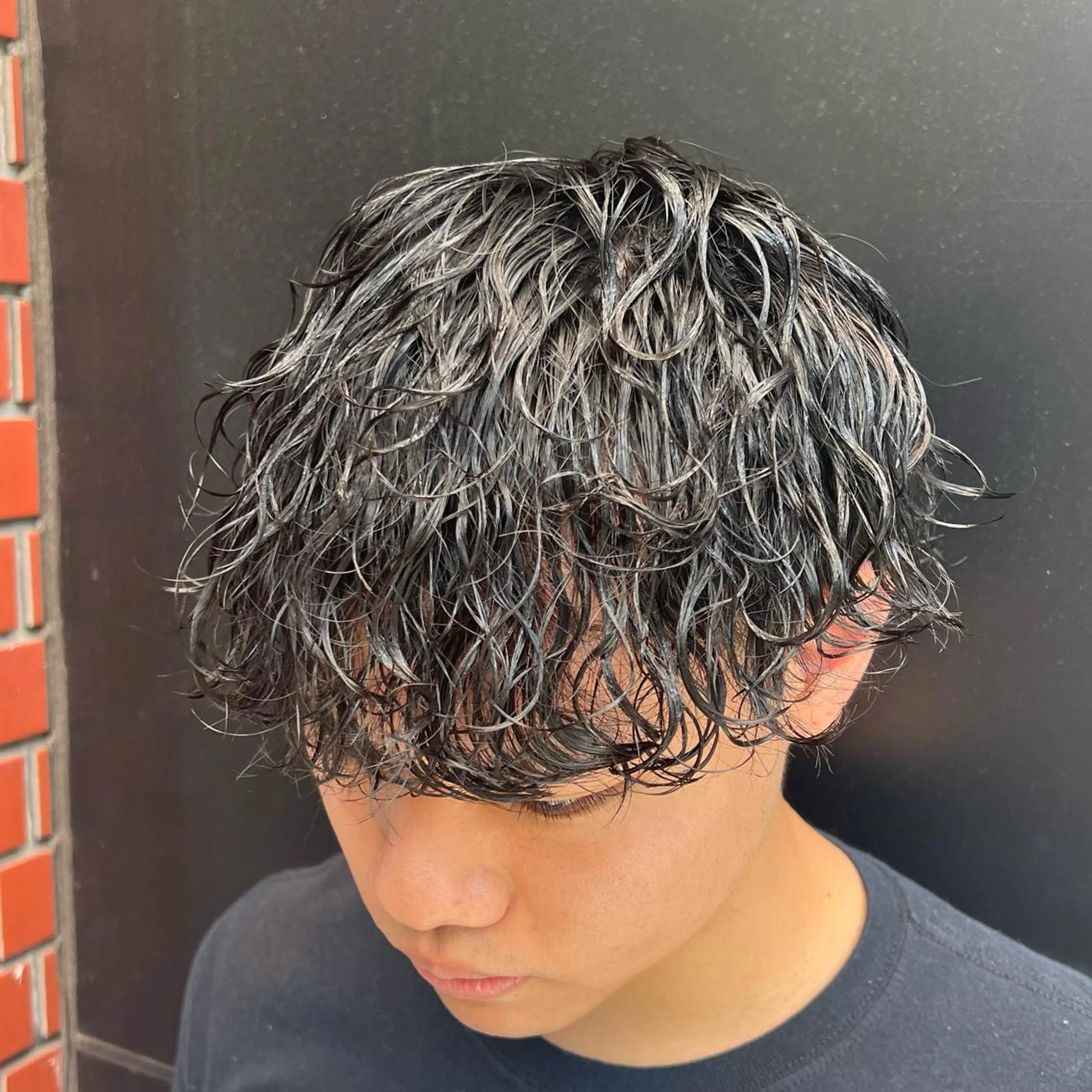 ショート パーマ メンズ 波巻きパーマ カット パーマ 柏メンズカットパーマ NO.1タイチのヘアスタイル