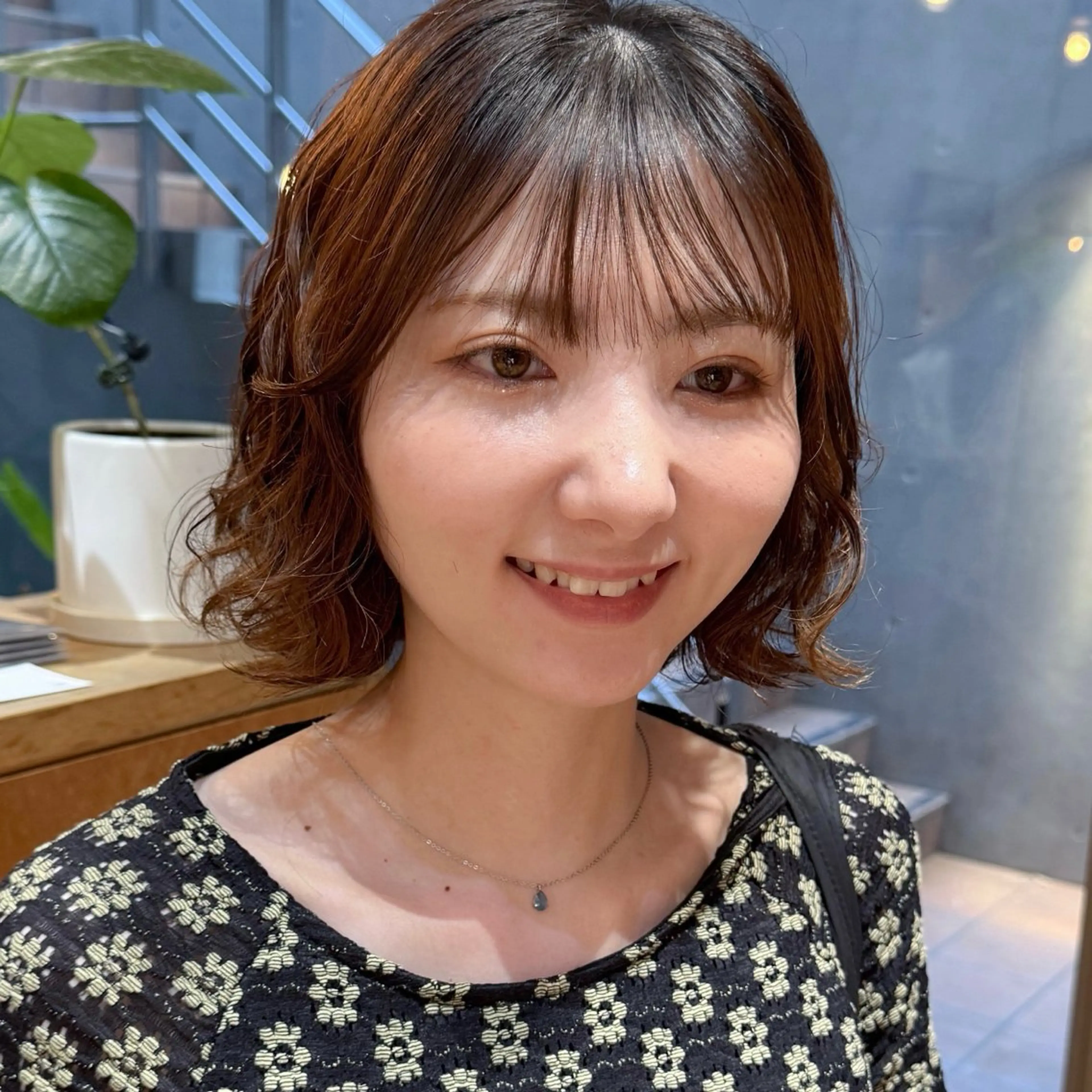 ショート カラー パーマ カット パーマ 大橋 芽衣のヘアスタイル
