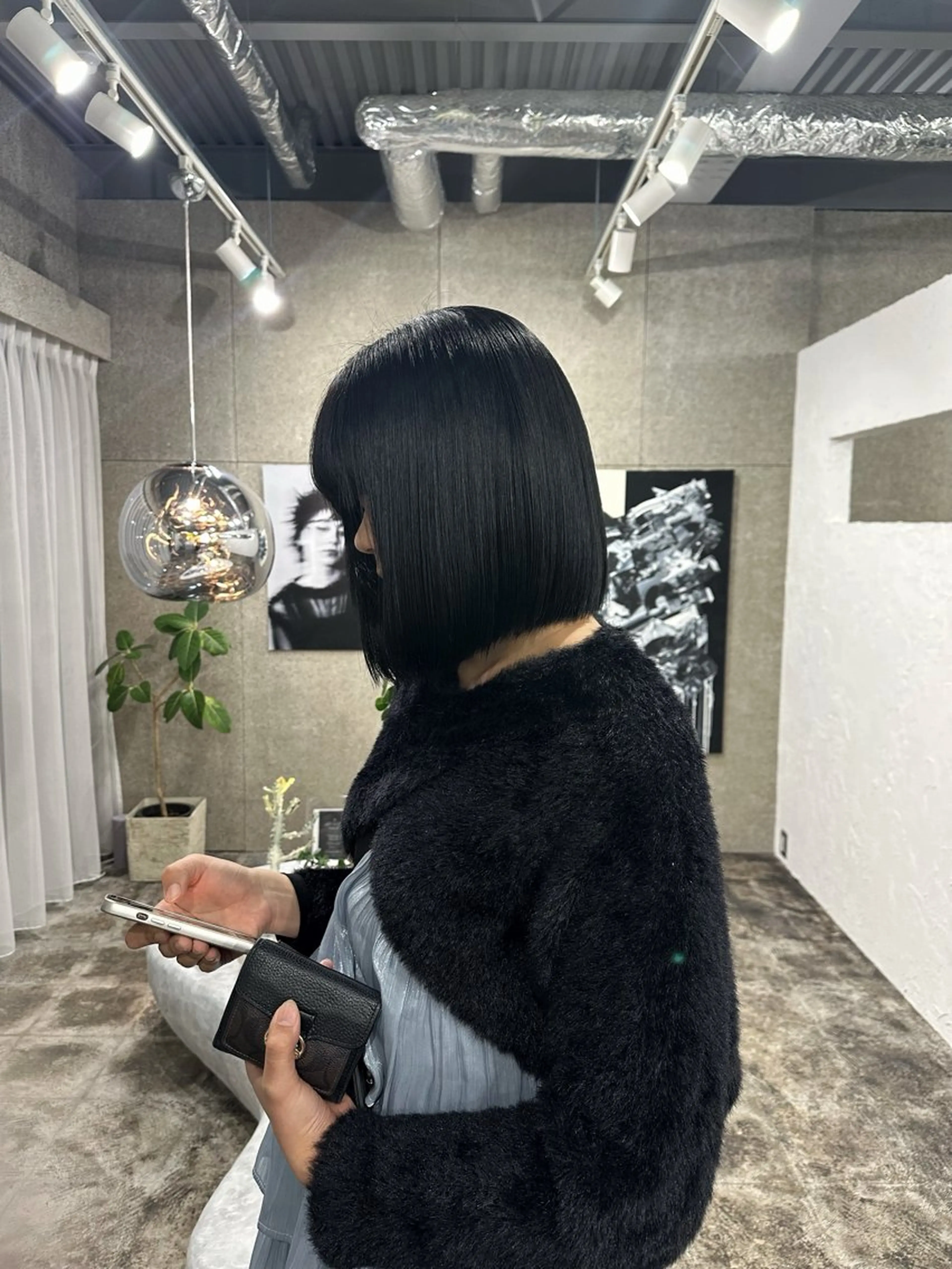 カラー 黒髪 ブルーカラー ブルーブラック 岩間 萌々果/eimのヘアスタイル