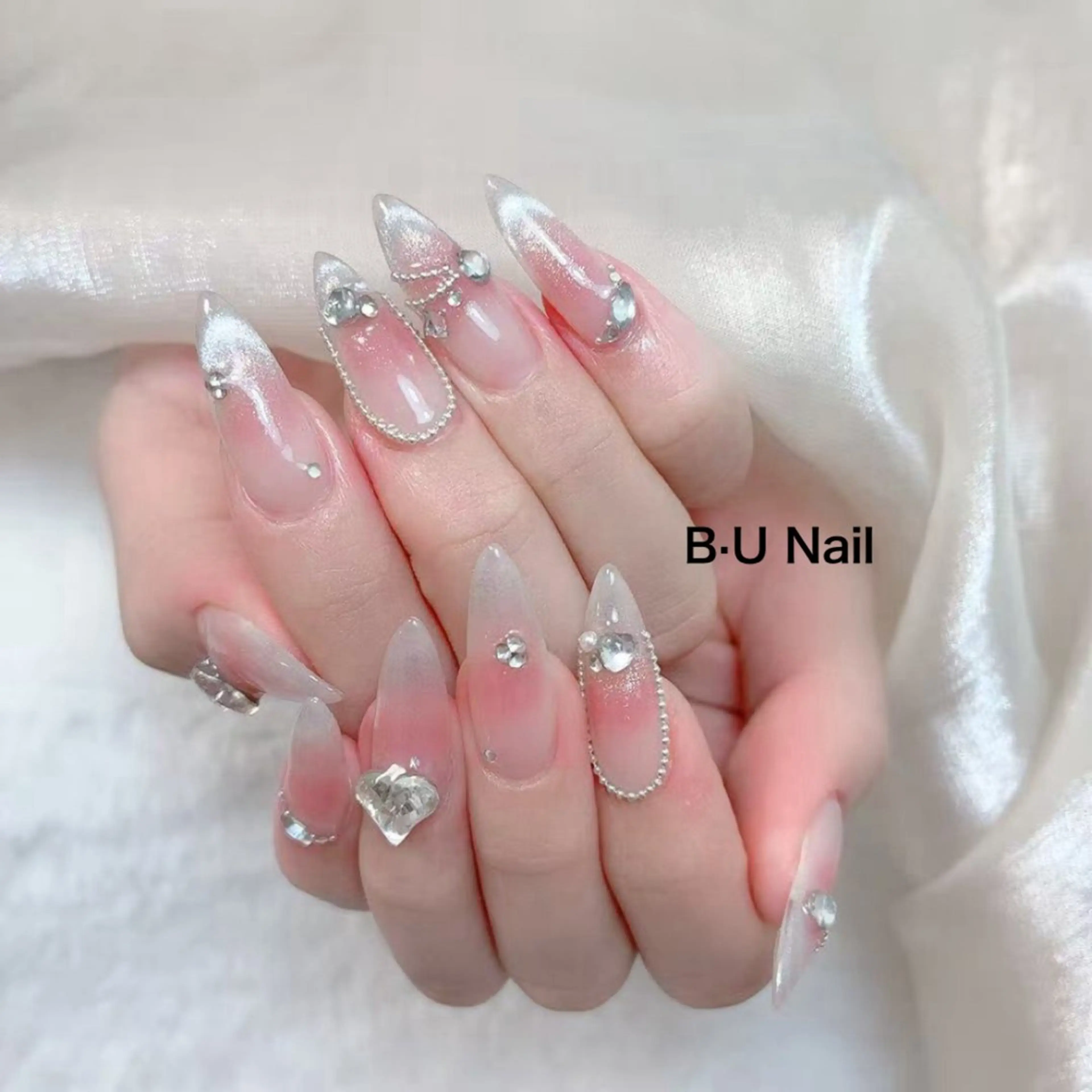 ネイル アートネイル フットネイル ジェルネイル マグネットネイル 持ち込み ハンドネイル B·U Nail大宮 長さだし専門店のネイルデザイン