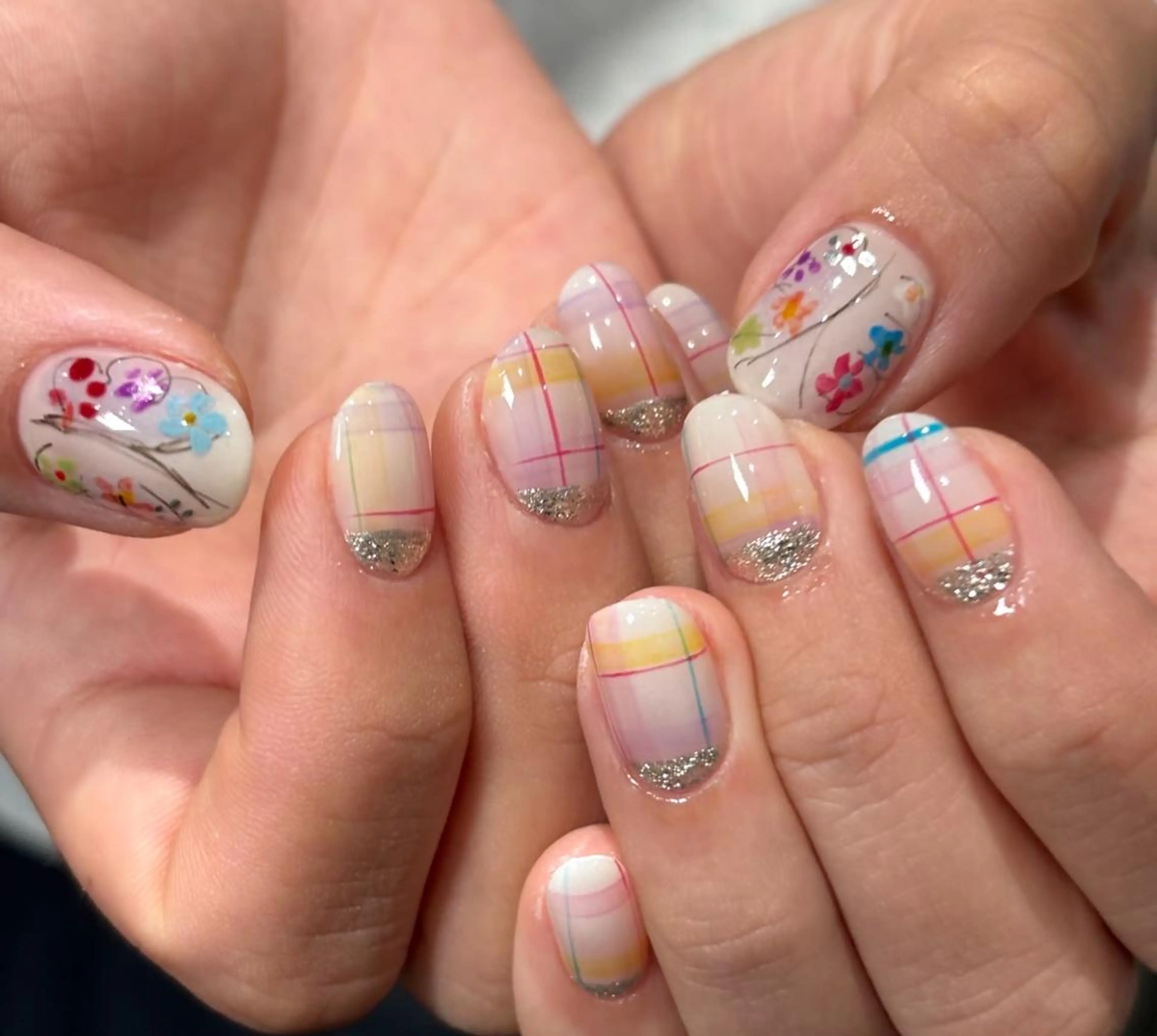 ネイル ハンドネイル エリ🫧 nail池袋東口のネイルデザイン