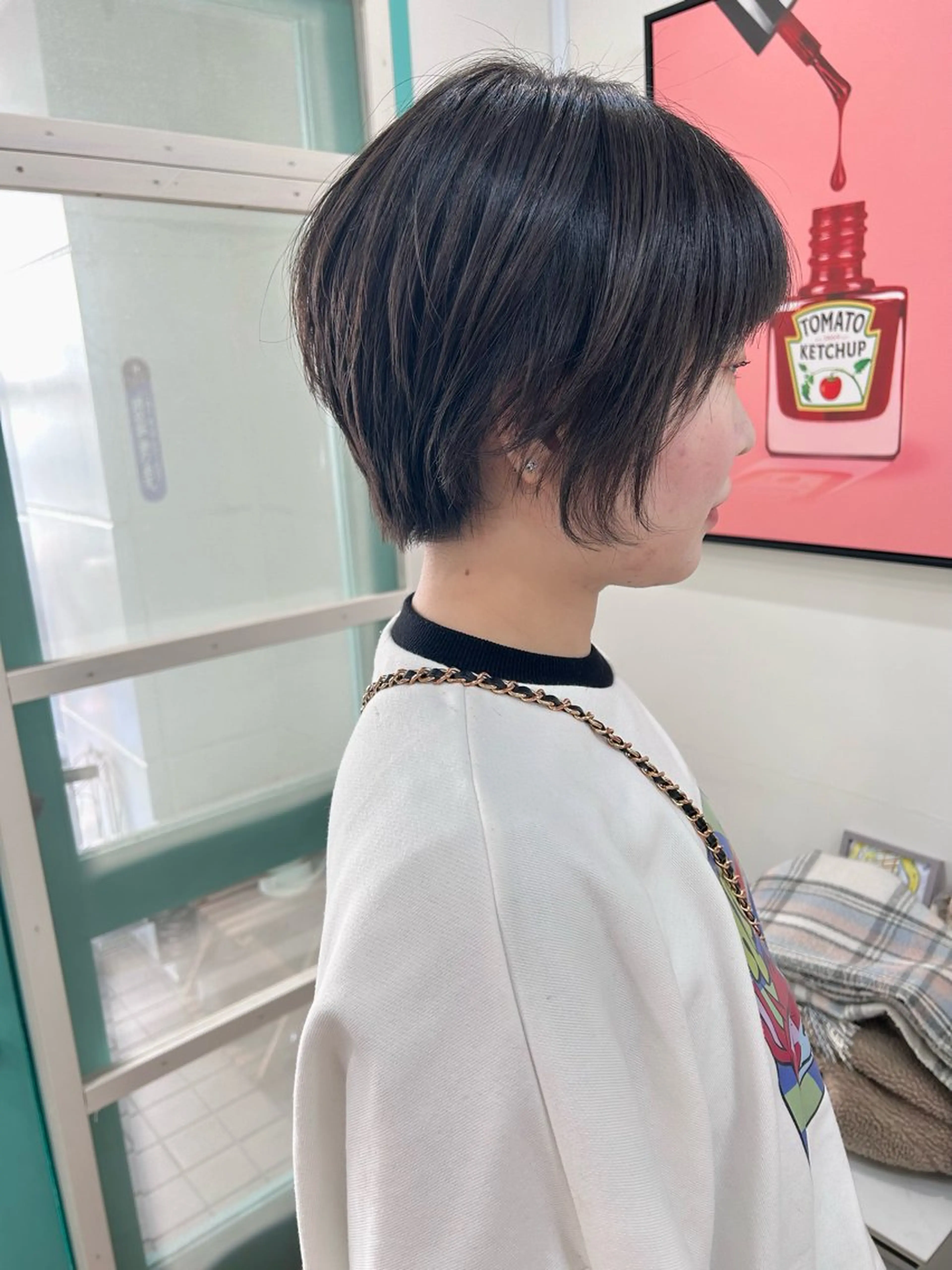 ショート カラー 河本 早智子のヘアスタイル