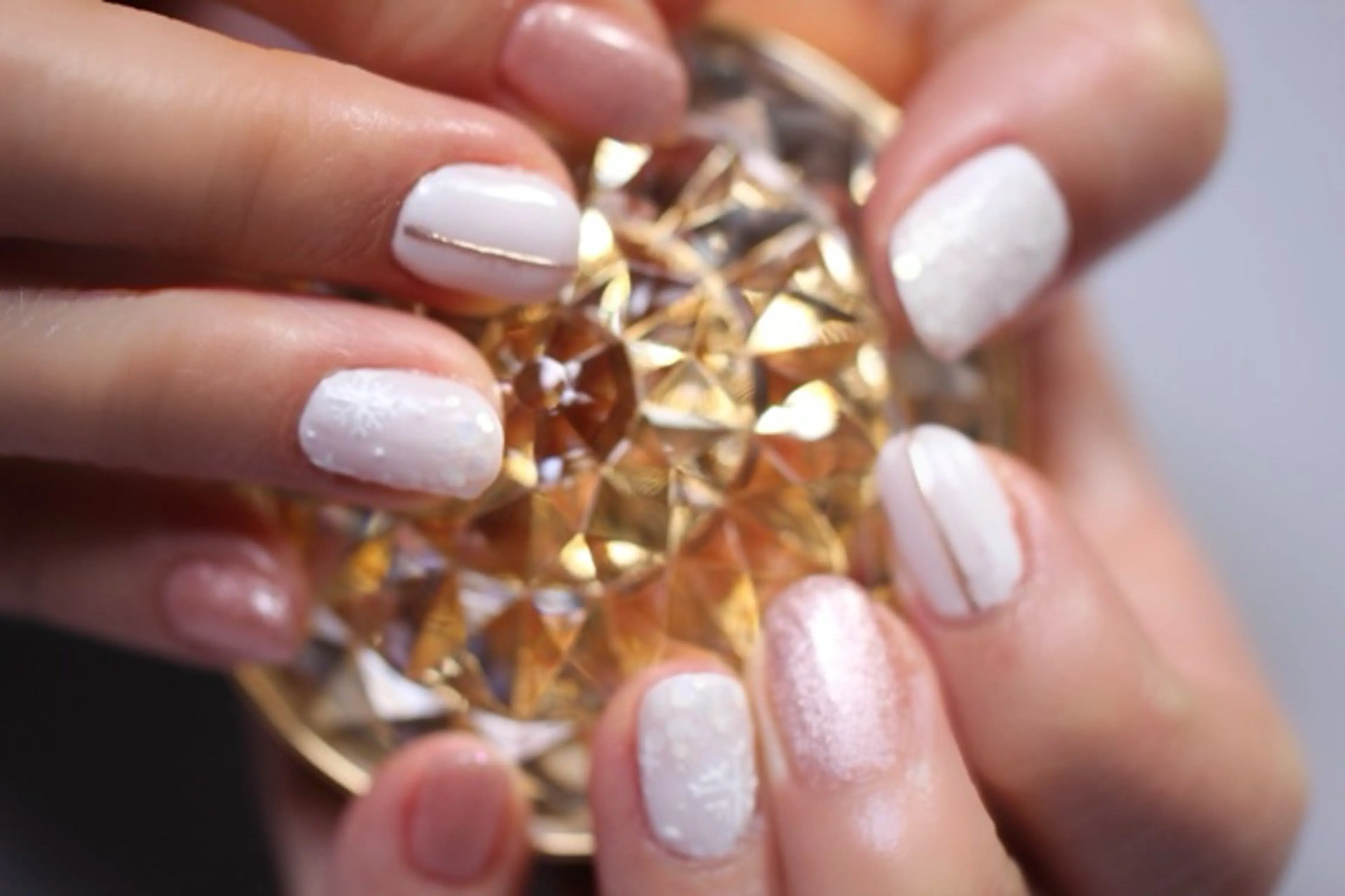 ネイル ジェルネイル マグネットネイル ママリンド　志村坂上店所属・しみ えんのネイルデザイン