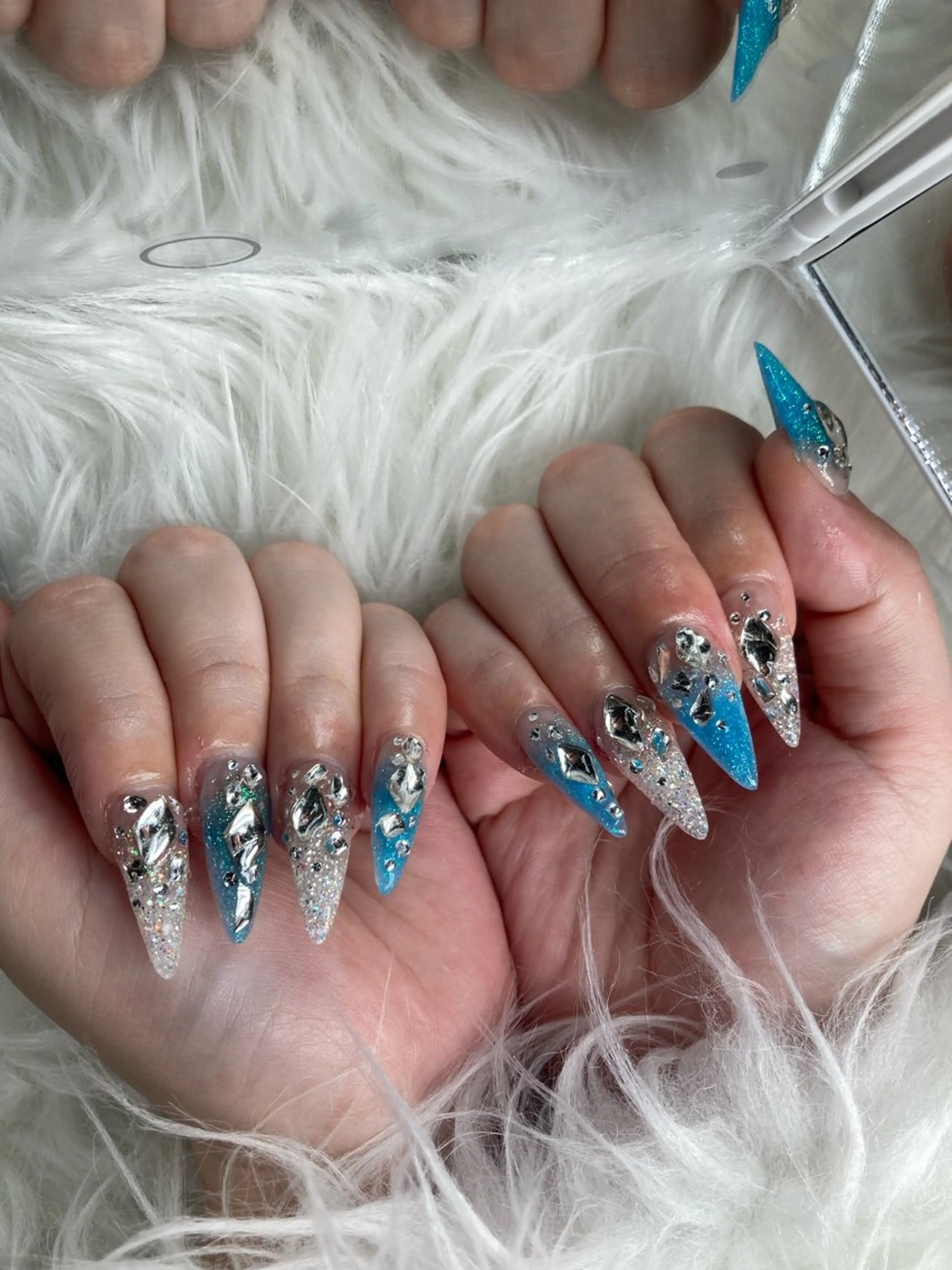 ネイル nailALBA ヨシアキのネイルデザイン