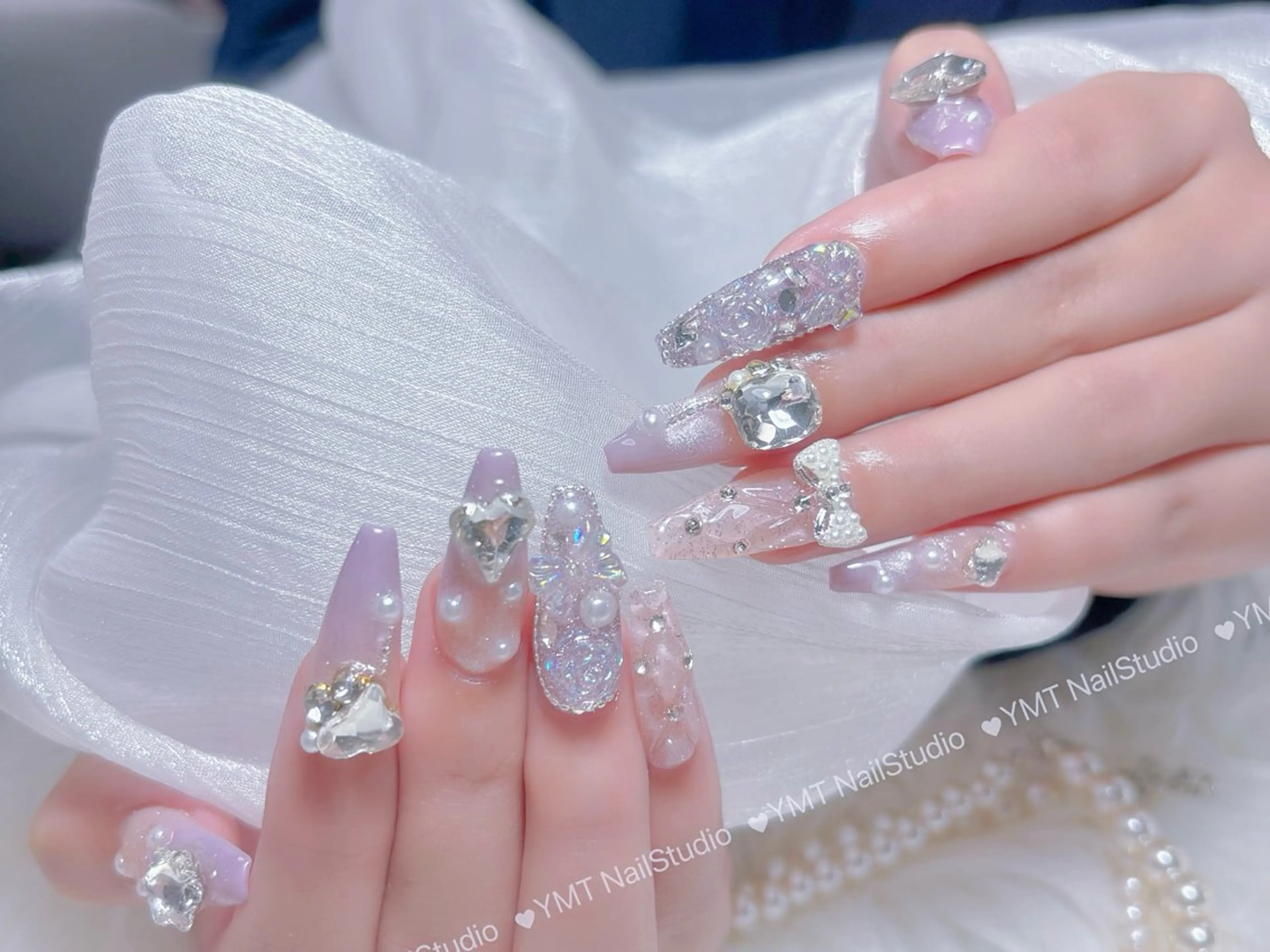 ネイル 長さ出し フットネイル ジェルネイル 韓国ネイル マグネットネイル ハンドネイル YMT． NailStudioのネイルデザイン