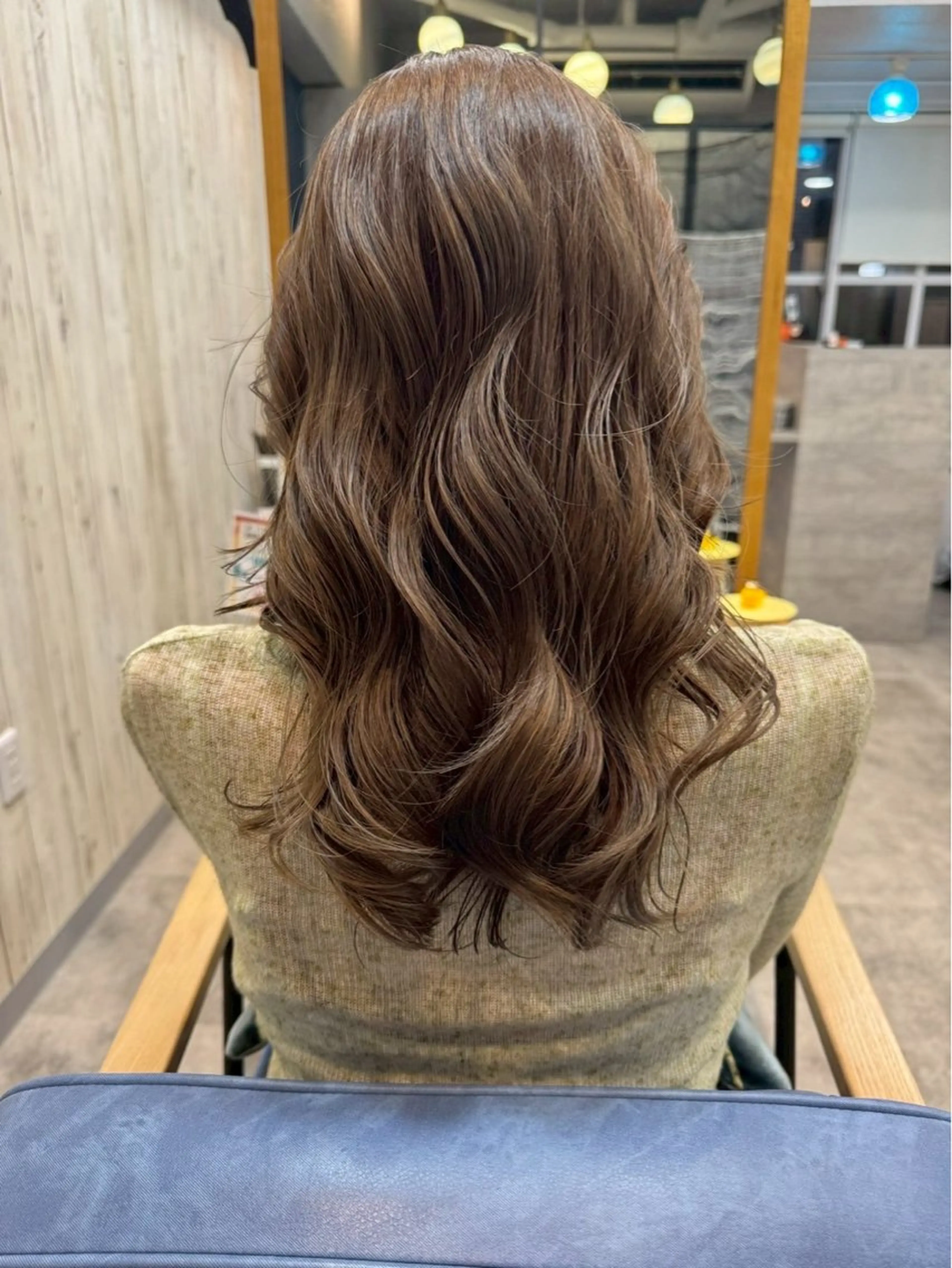 ロング カラー 暖色カラー💞 菊地しおんのヘアスタイル
