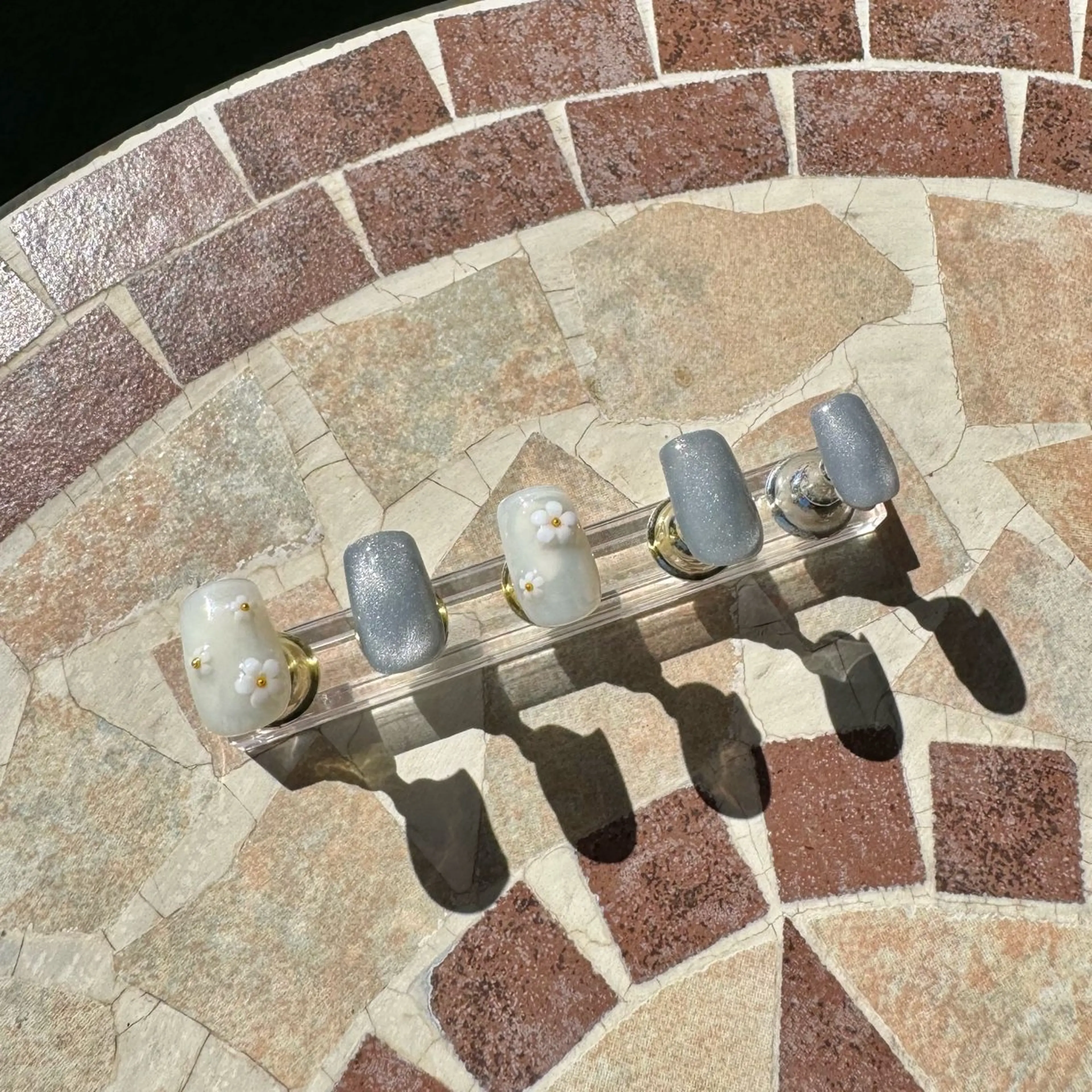 ネイル NEW WORLD所属・MIZUKI 🌏NEWWORLDのネイルデザイン