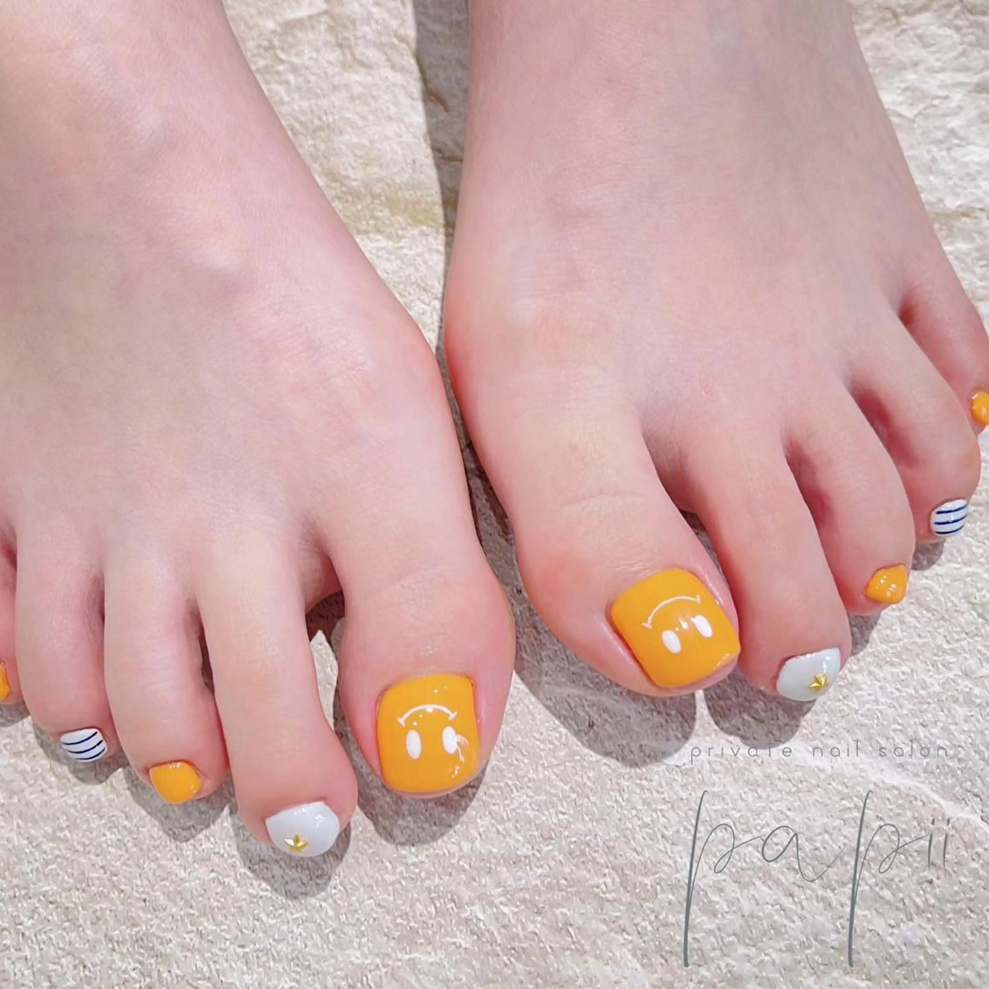 ネイル ボーダー シンプルネイル フットネイル private nail salon papii所属・papii☆ kurodaのネイルデザイン