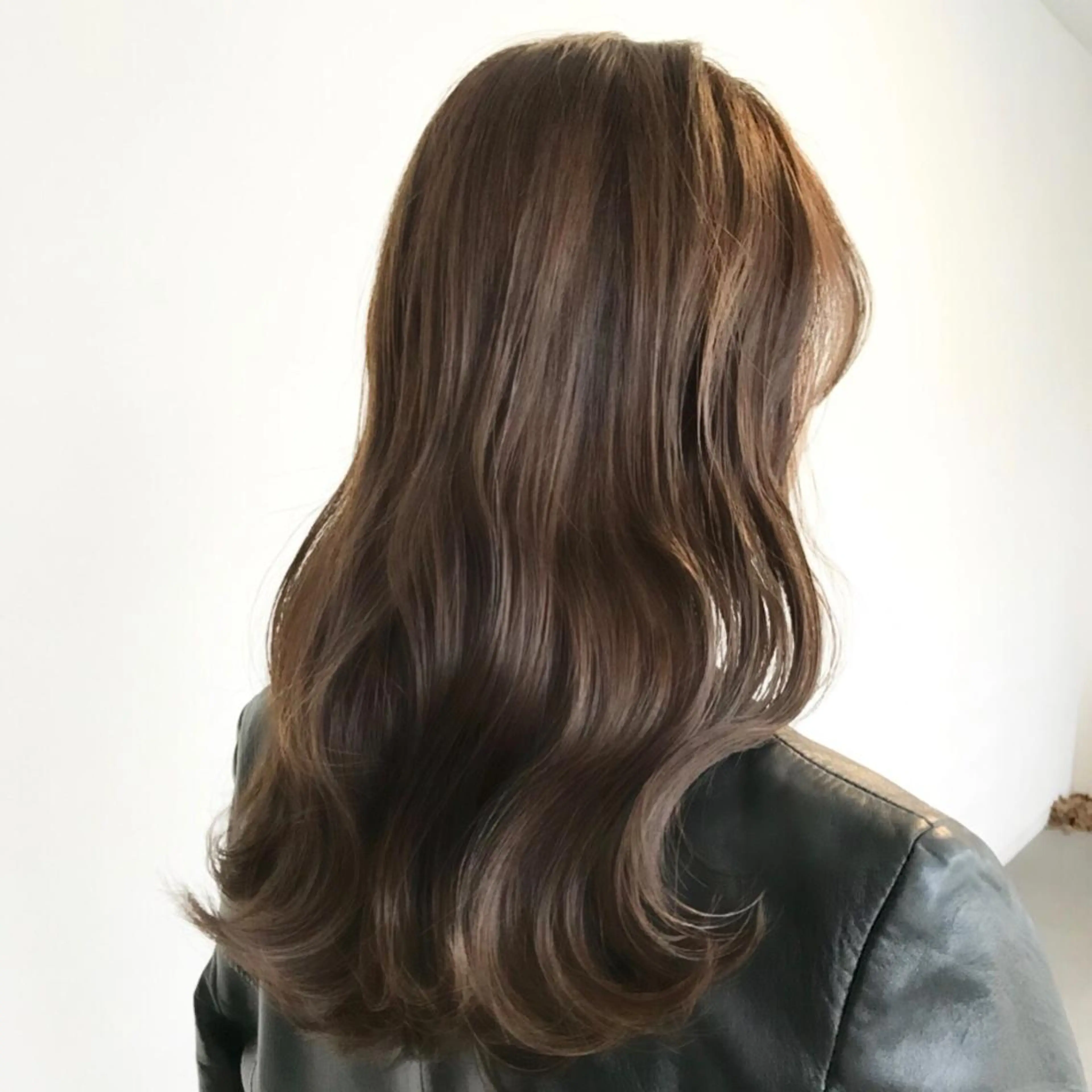 カラー アディクシーカラー ブリーチ ブリーチなしカラー カット ヘアカラー トリートメント モリ タカユキ🌵のヘアスタイル