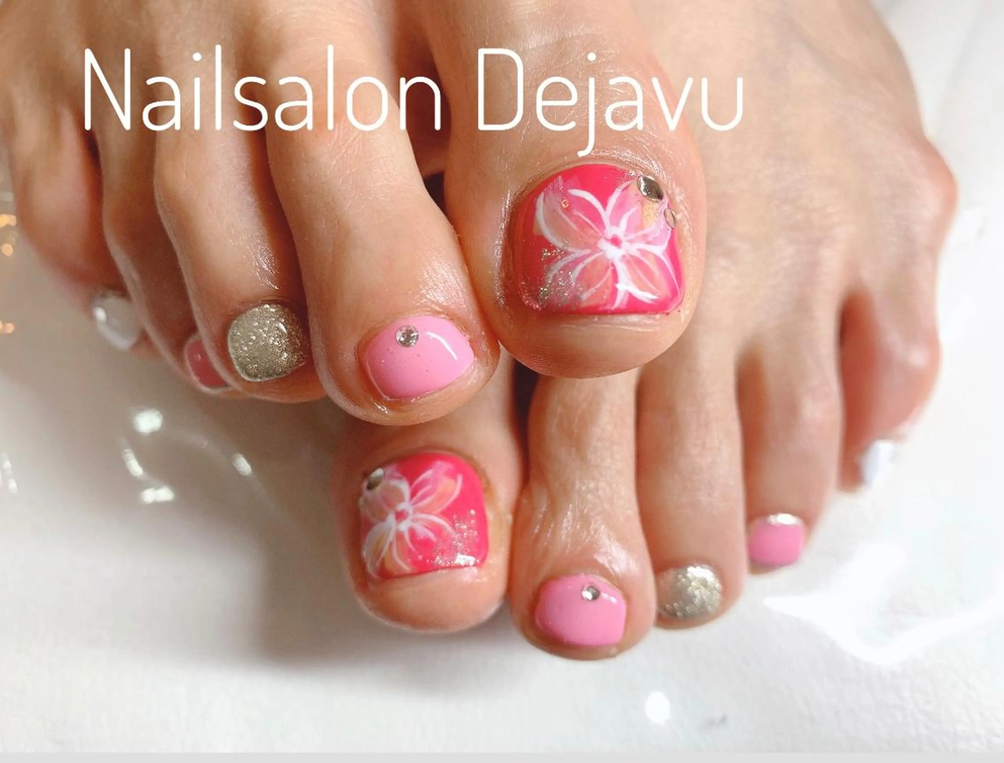 ネイル アートネイル フットネイル ハンドネイル Nail salon Dejavu 🌿のネイルデザイン