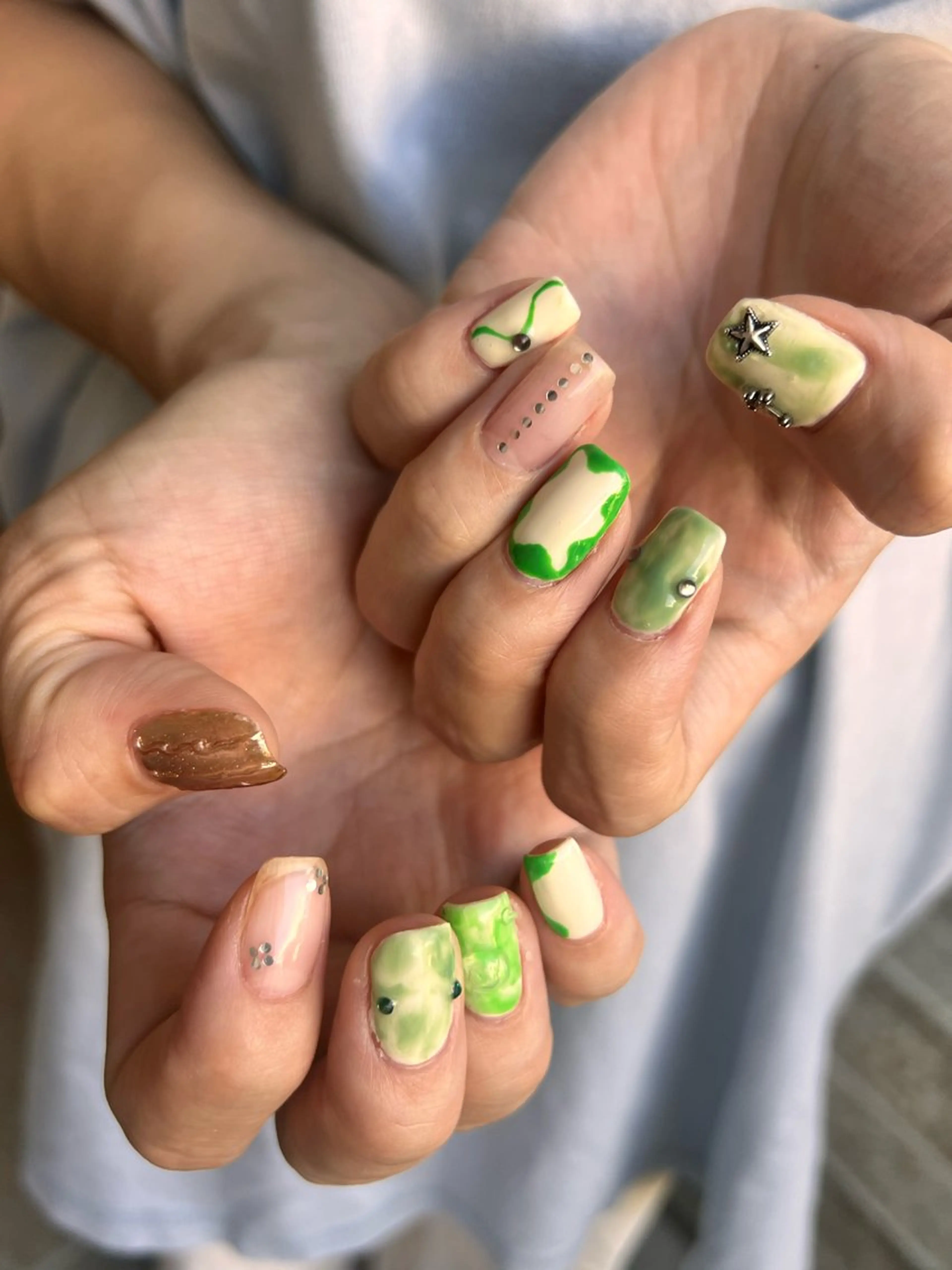 ネイル ニュアンスネイル nails by Kanaのネイルデザイン