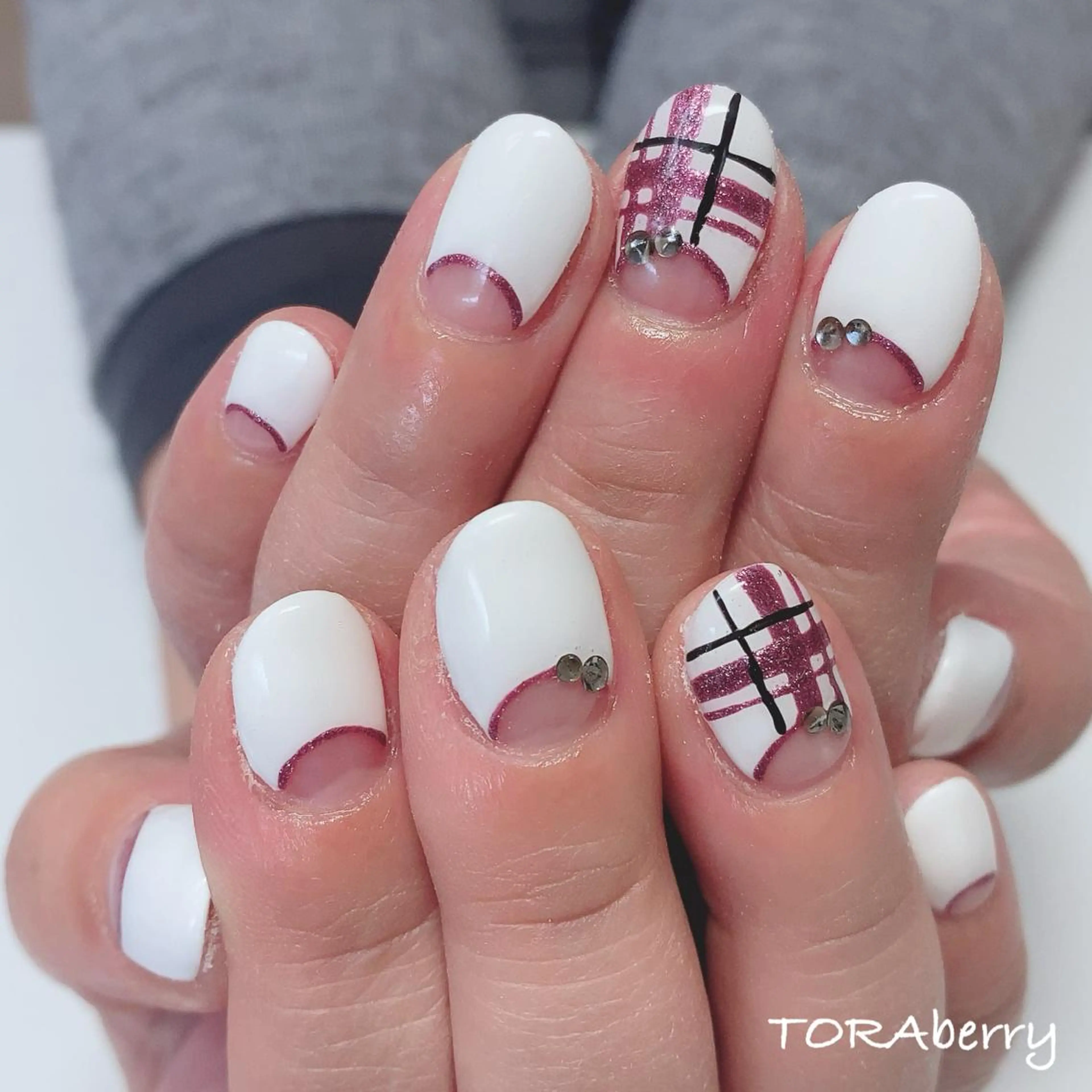 ネイル ハンドネイル ネイリスト なつみのネイルデザイン