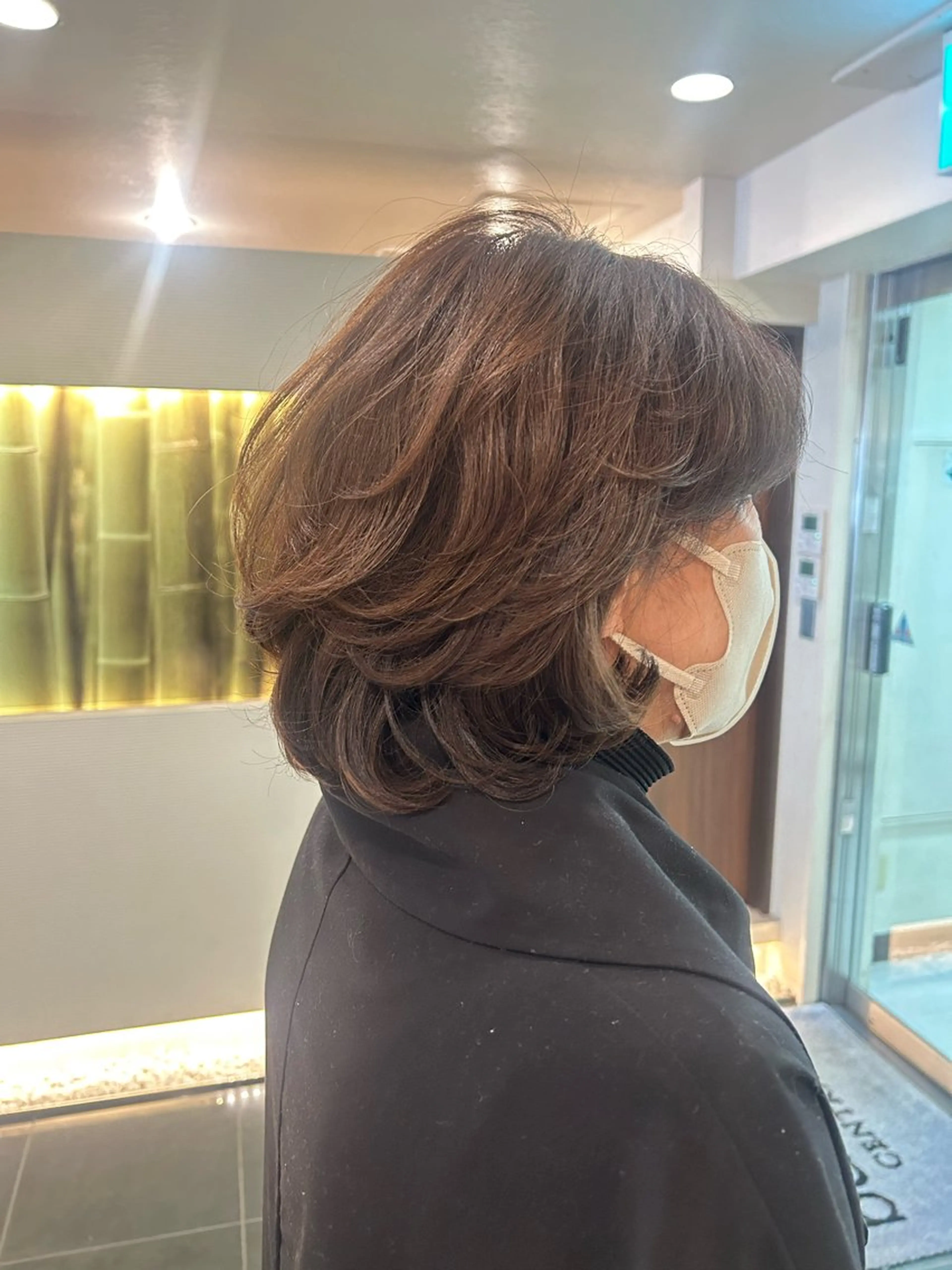 ショート カラー パーマ ミセス チーフデザイナー 若林　麻衣のヘアスタイル