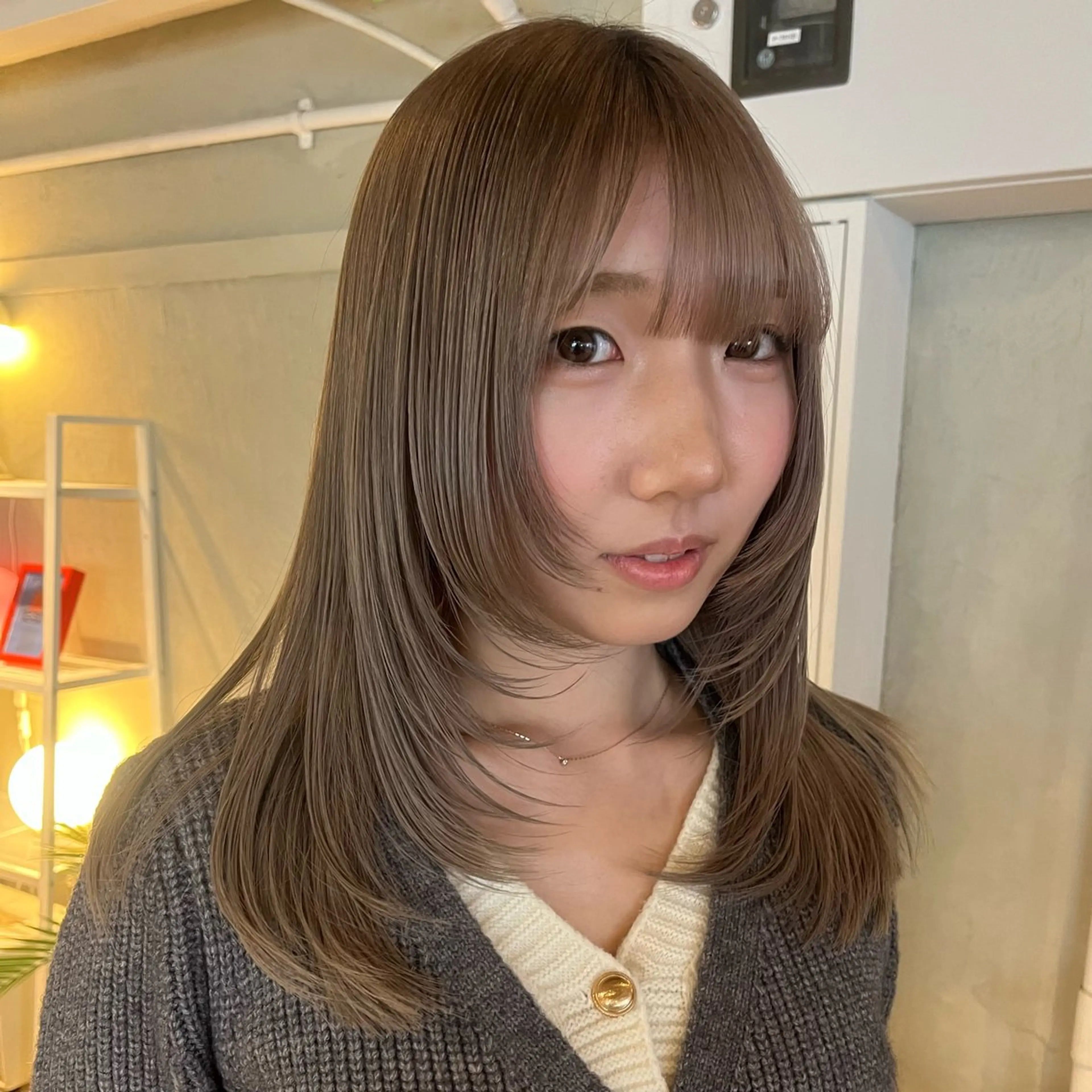 ミディアム カラー ヘアカラー トリートメント ボブハイトーン🦖 デザインMAMIのヘアスタイル