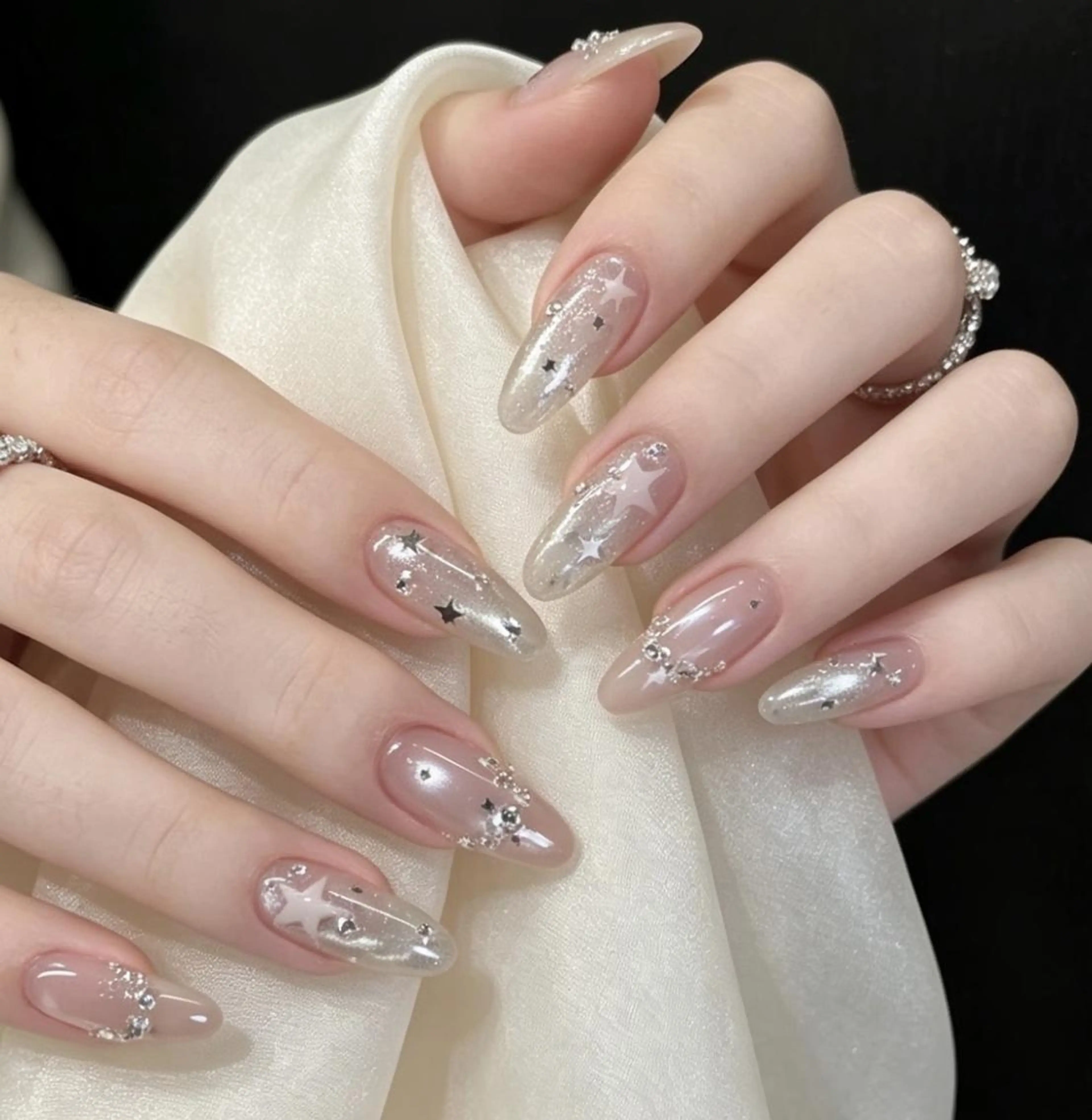 ネイル MoonNail SALONのネイルデザイン