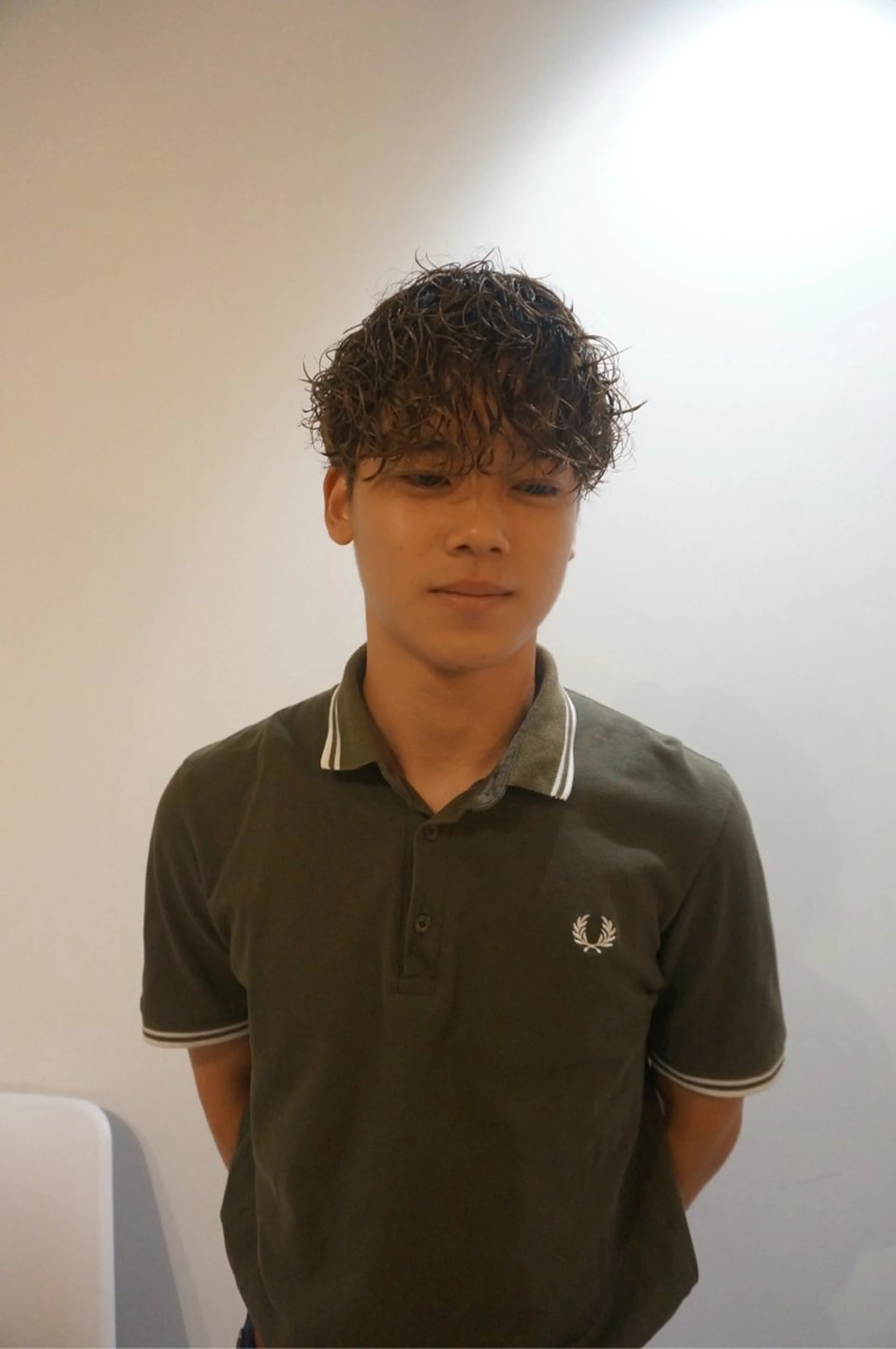 メンズ スペインカール 窪田 力也のヘアスタイル