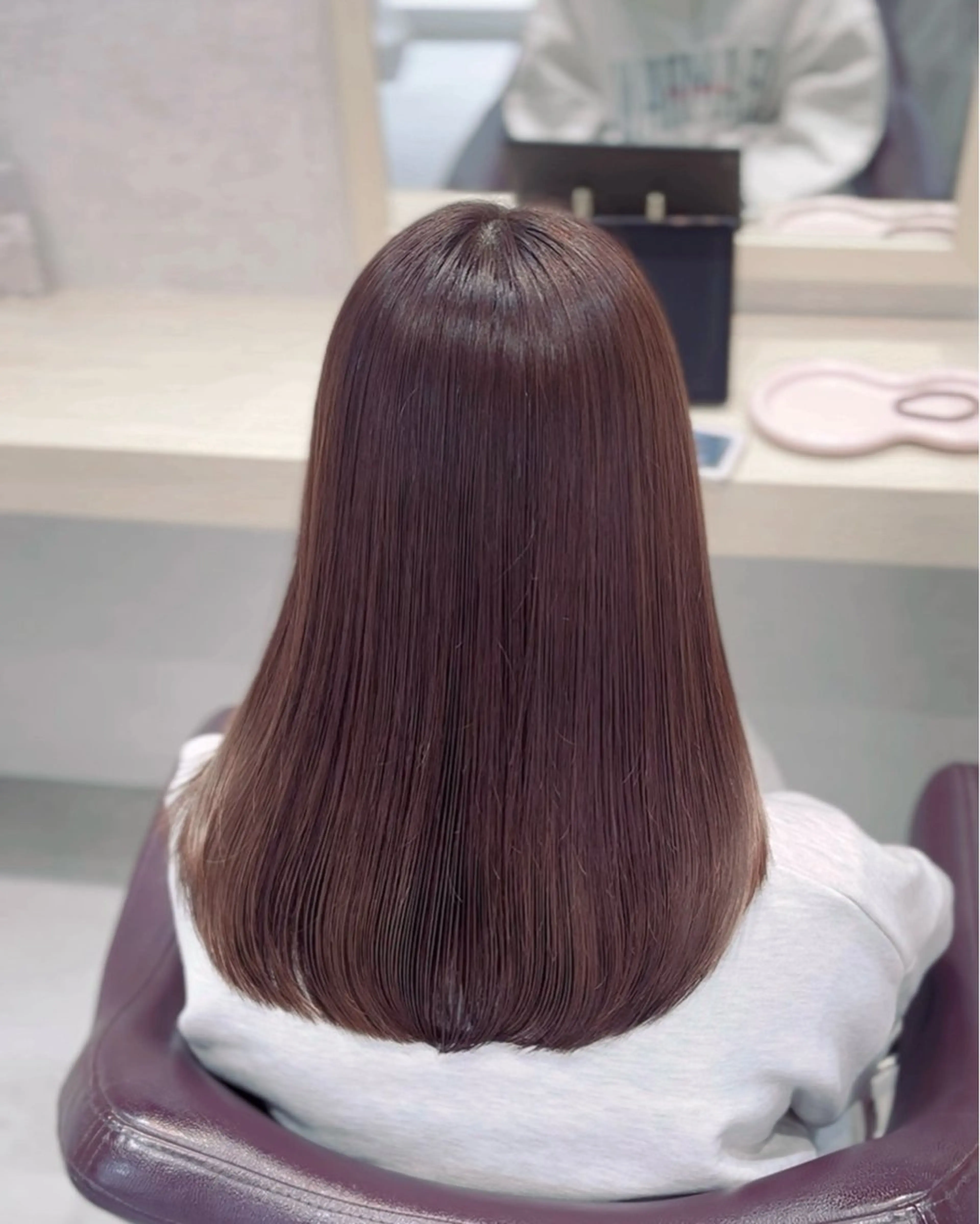 セミロング カラー カット 縮毛矯正 トリートメント suzuka/透明感 /顔周り/美髪矯正のヘアスタイル