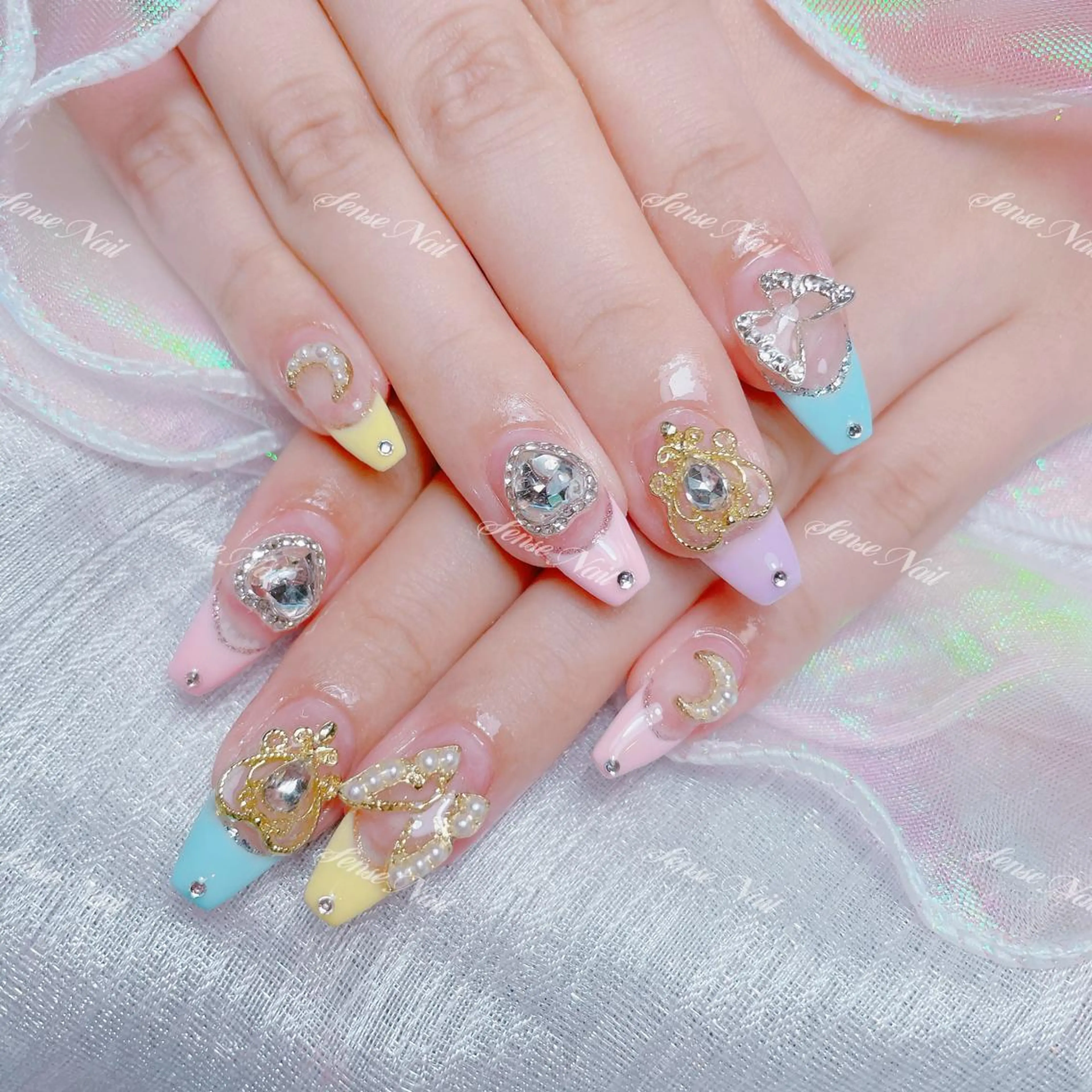 ネイル ハンドネイル ハンドケア 🎀Sense Nail渋谷店🎀のネイルデザイン