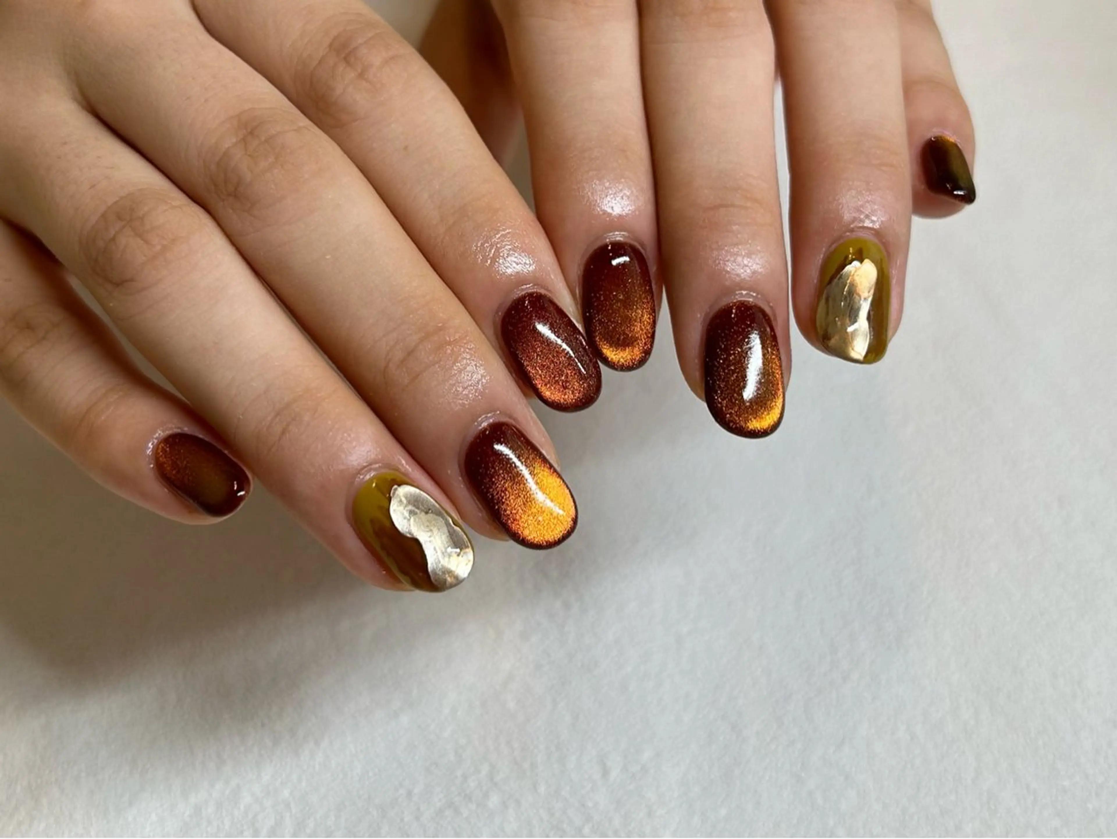 ネイル マグネットネイル ニュアンスネイル シンプルネイル mark by 7 LOOKS yukaのネイルデザイン