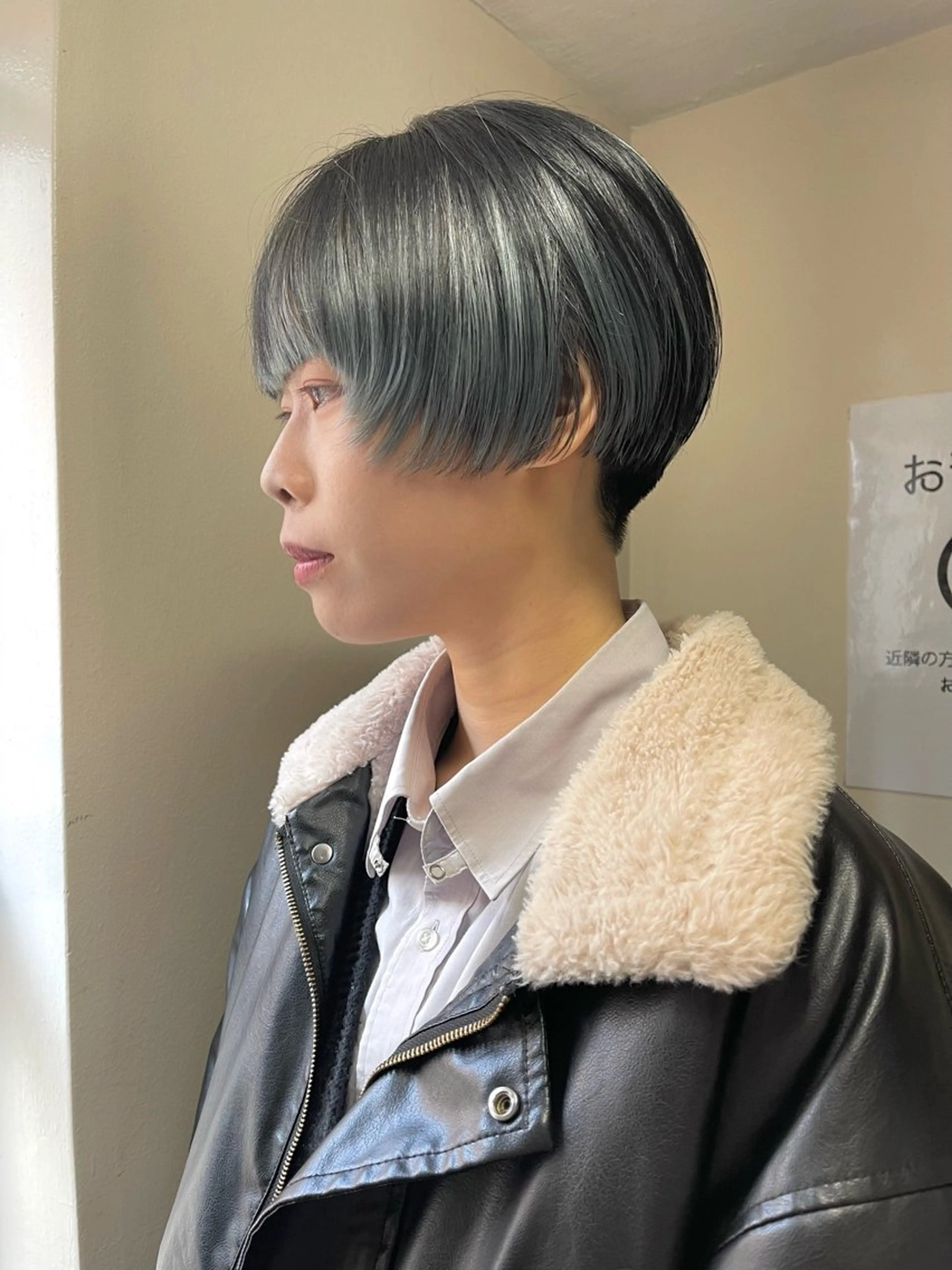 ショート カラー カット ヘアカラー トリートメント 安部佑哉/ハイトーン /レイヤー/ブリーチのヘアスタイル