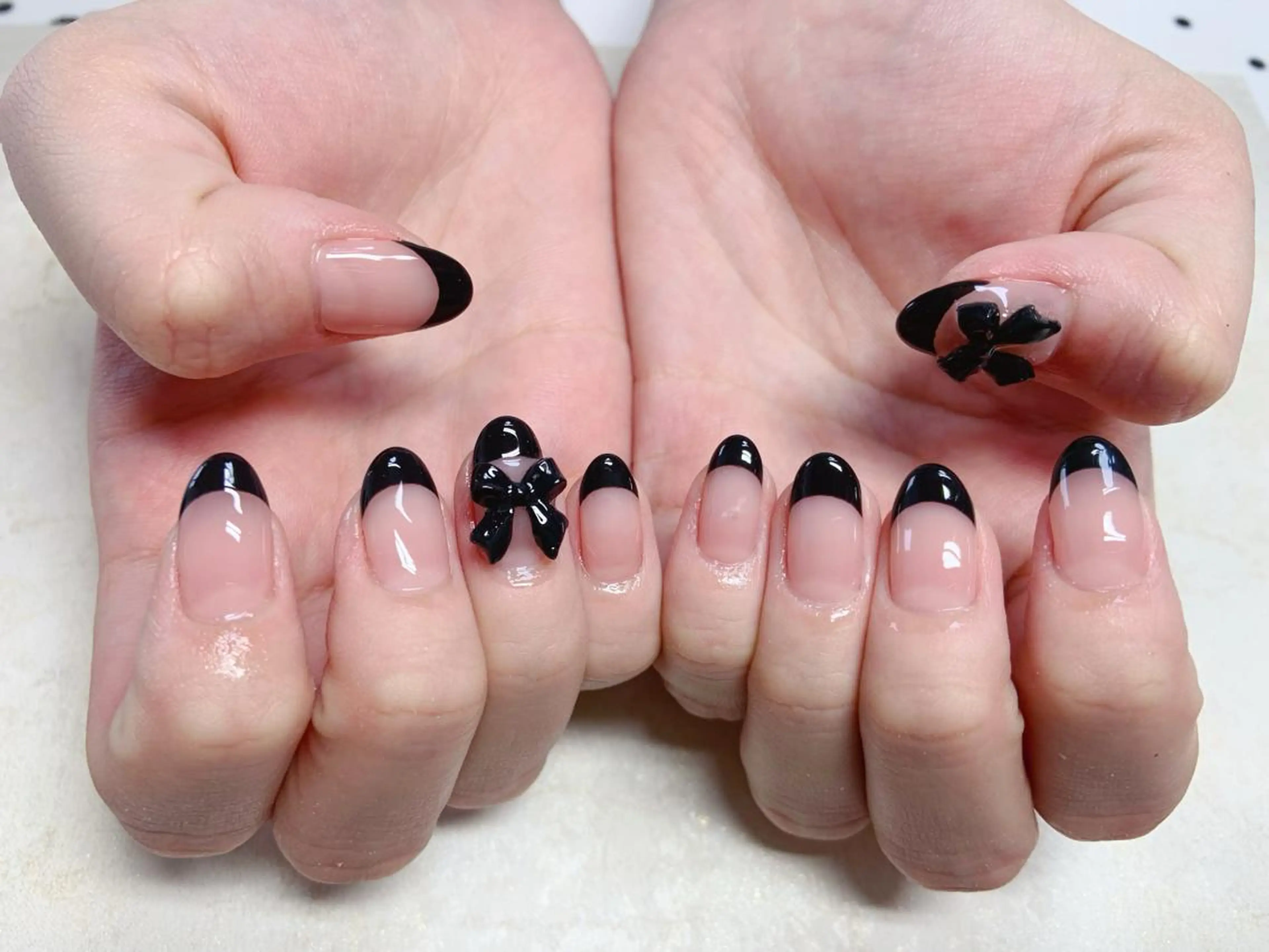 ネイル リボン ハンドネイル Nail Jolieのネイルデザイン