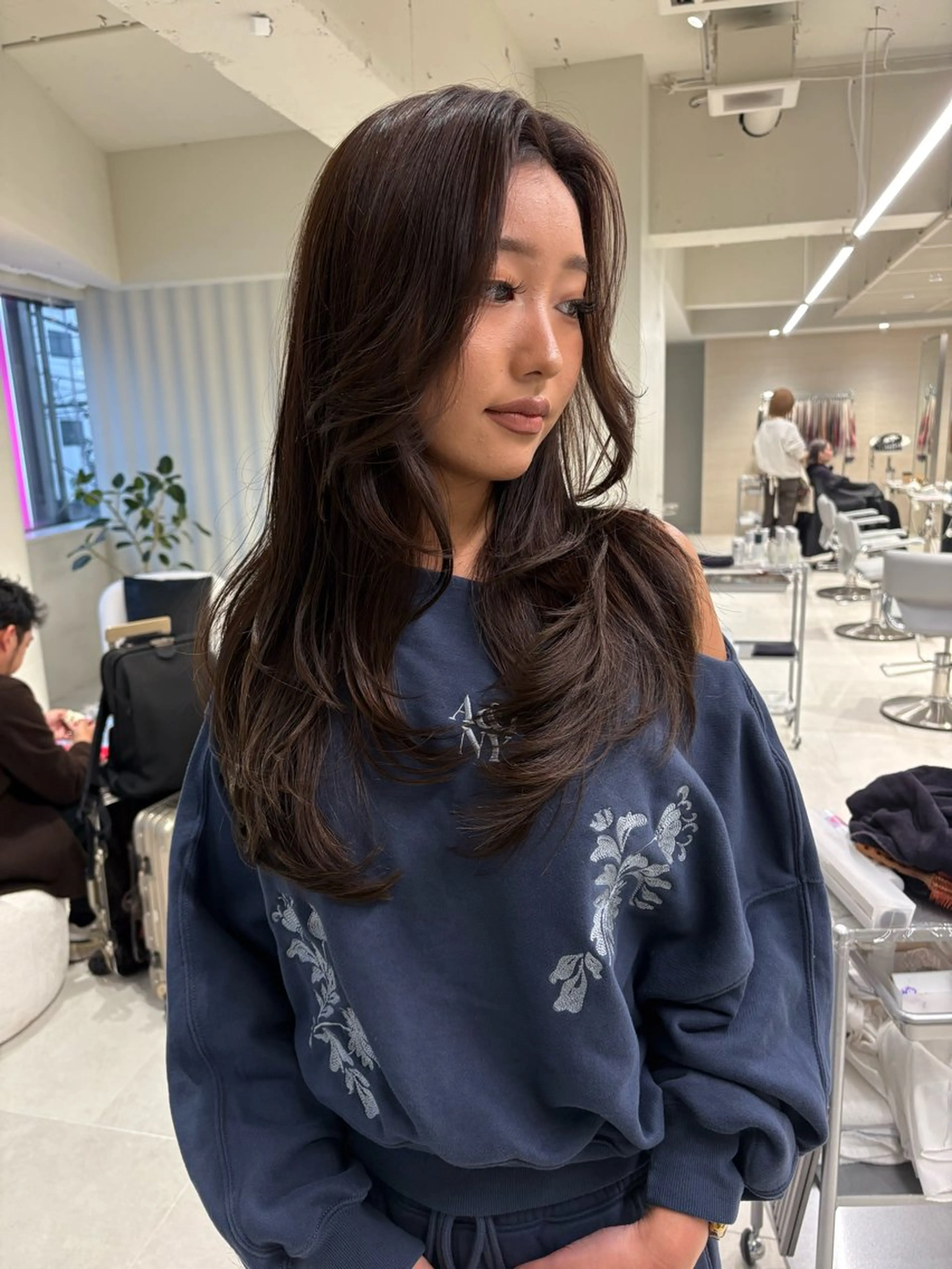 ロング カラー ブリーチ ブラウンカラー ブリーチなしカラー レイヤーカット 海外レイヤー /NAGISAのヘアスタイル