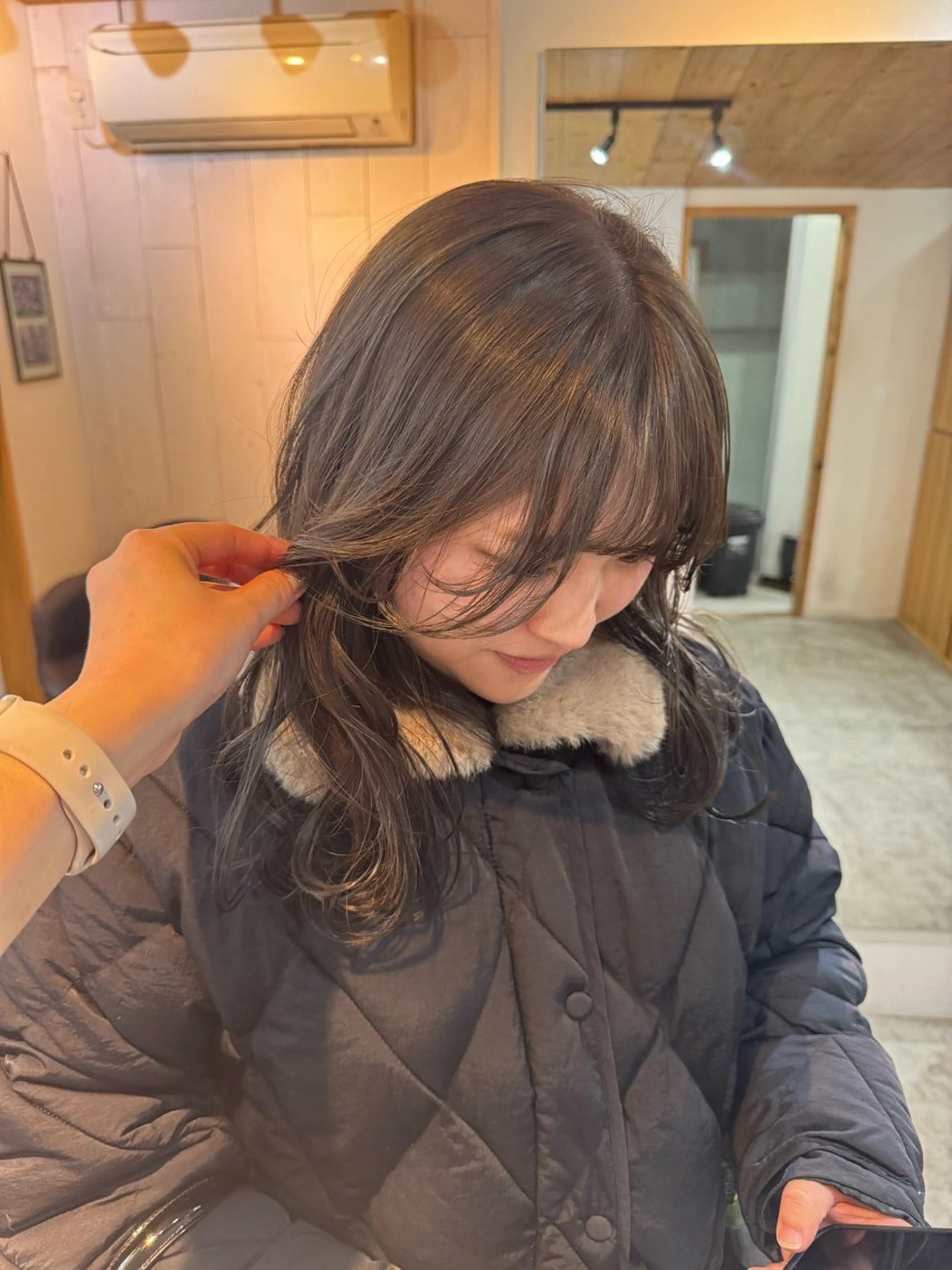 セミロング カラー バレイヤージュ ブリーチ ブロンド ケアブリーチ 透明感カラー ヘアカラー トリートメント Rico / bob/グレージュのヘアスタイル
