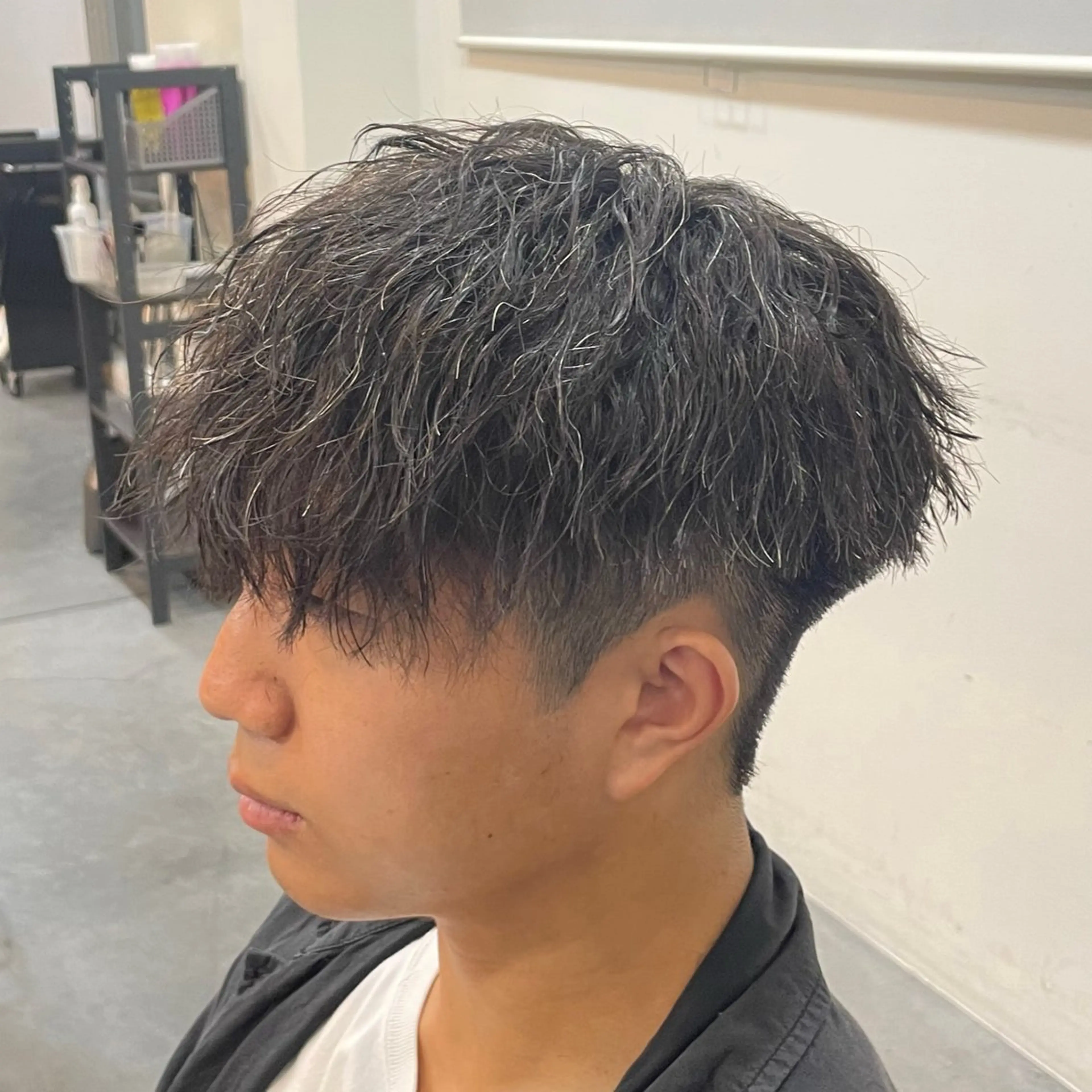 ショート パーマ ツイストスパイラルパーマ 似合わせカット スパイラルパーマ 【メンズ専門】 古田　隆悟のヘアスタイル