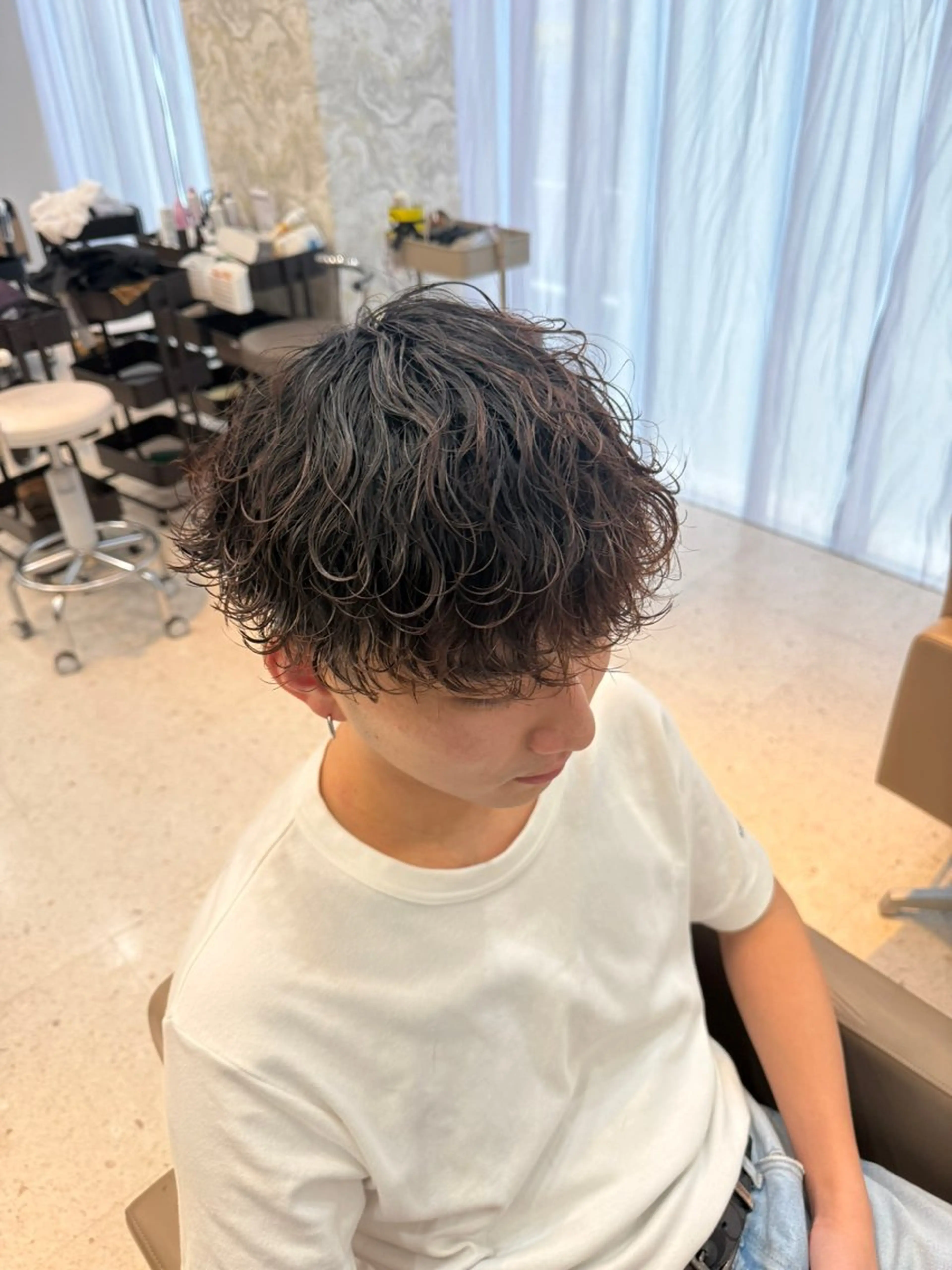 ショート カラー パーマ ヘアアレンジ メンズ メンズパーマ 学生（メンズ向け） 波巻きパーマ 学生 カット パーマ トリートメント 【メンズパーマ特化】 壱岐祥一朗のヘアスタイル