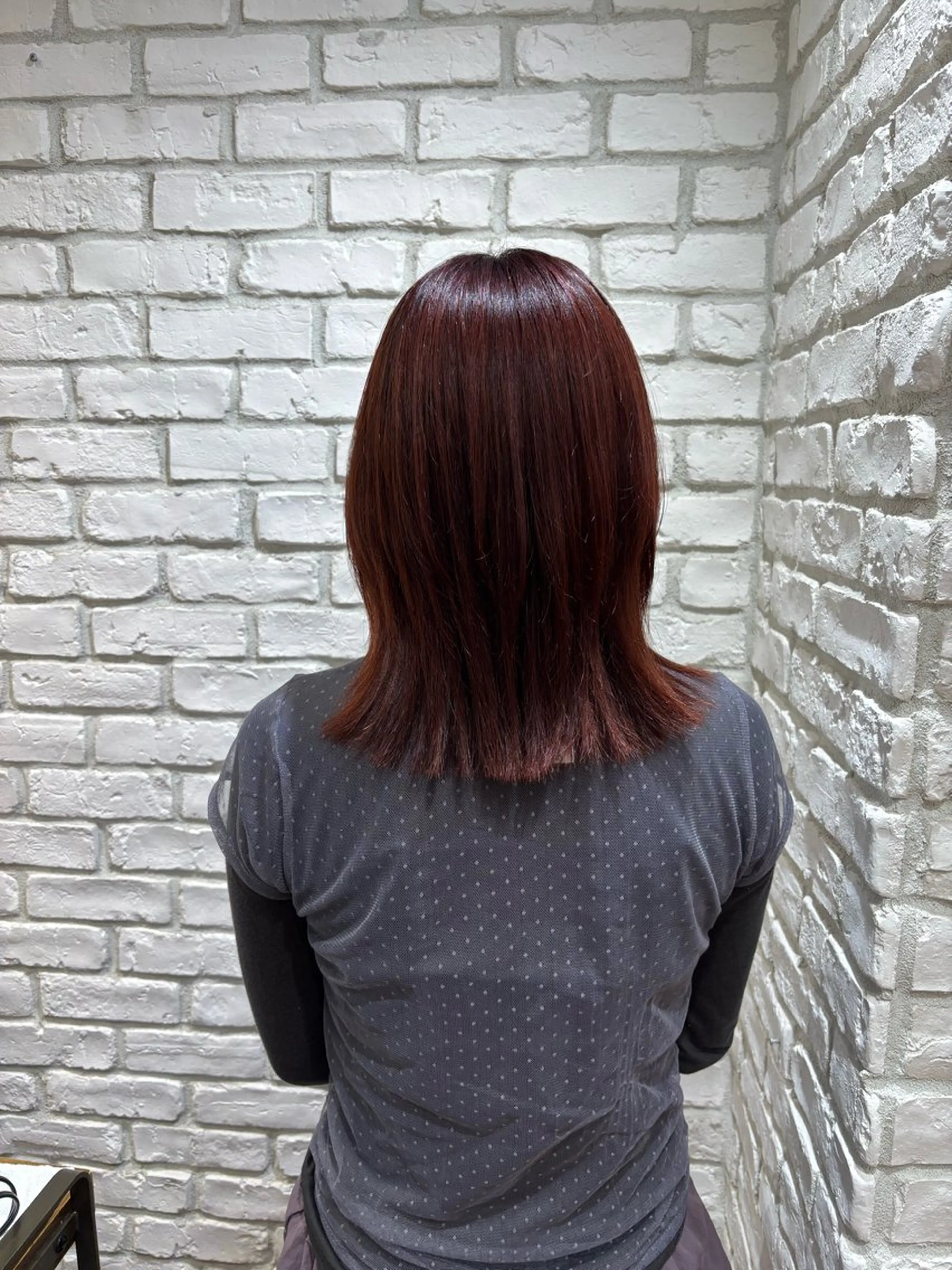 カラー 岩崎 優のヘアスタイル